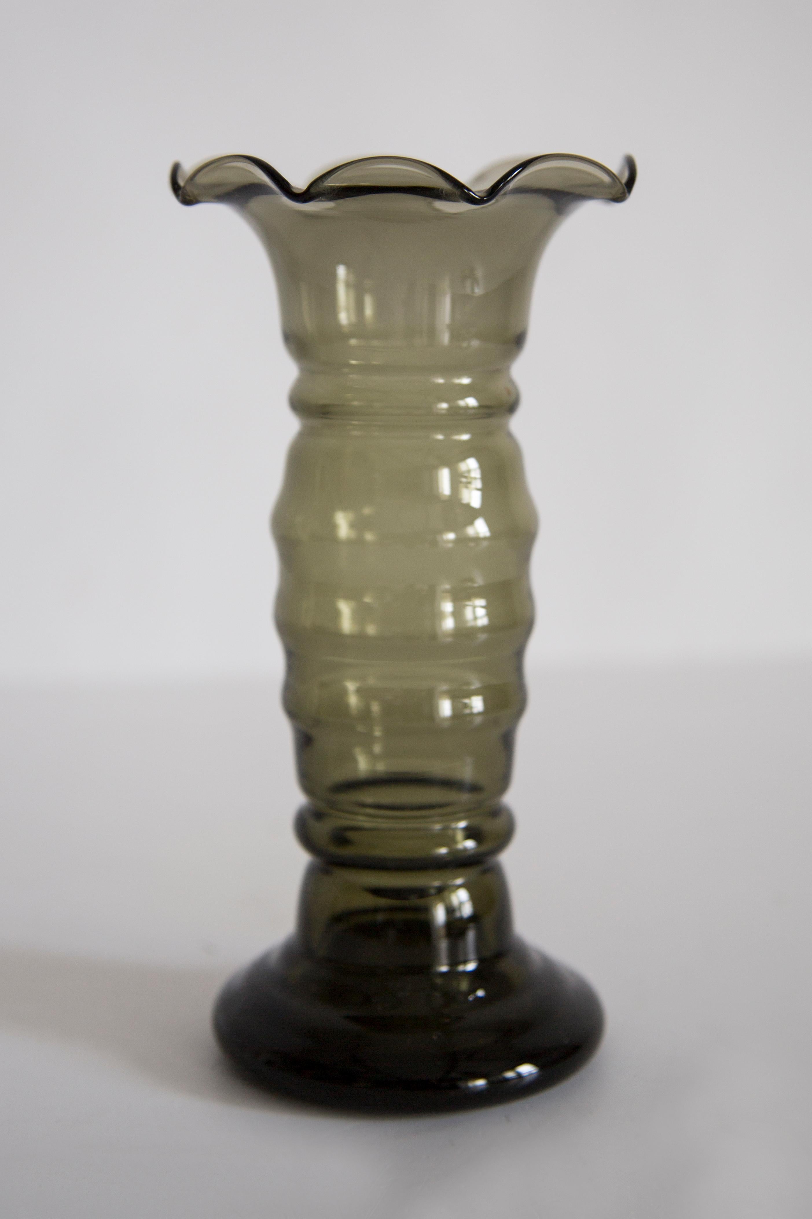 Mid-Century Modern Mid Century Green Vase with Frill, Europe, 1960s For Sale