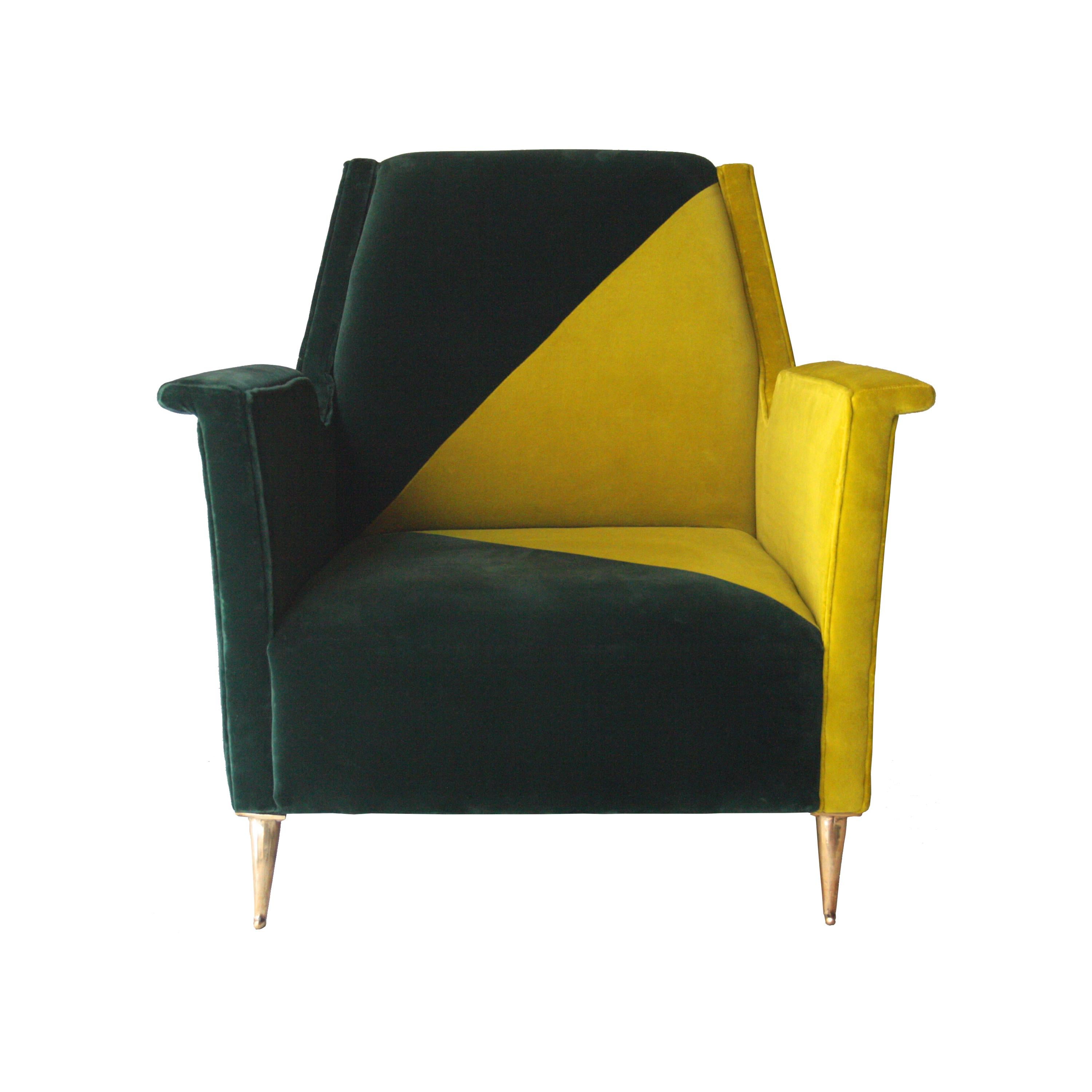 Pair of armchairs with solid wood structure, upholstered in two shades of green cotton velvet and brass legs.
    