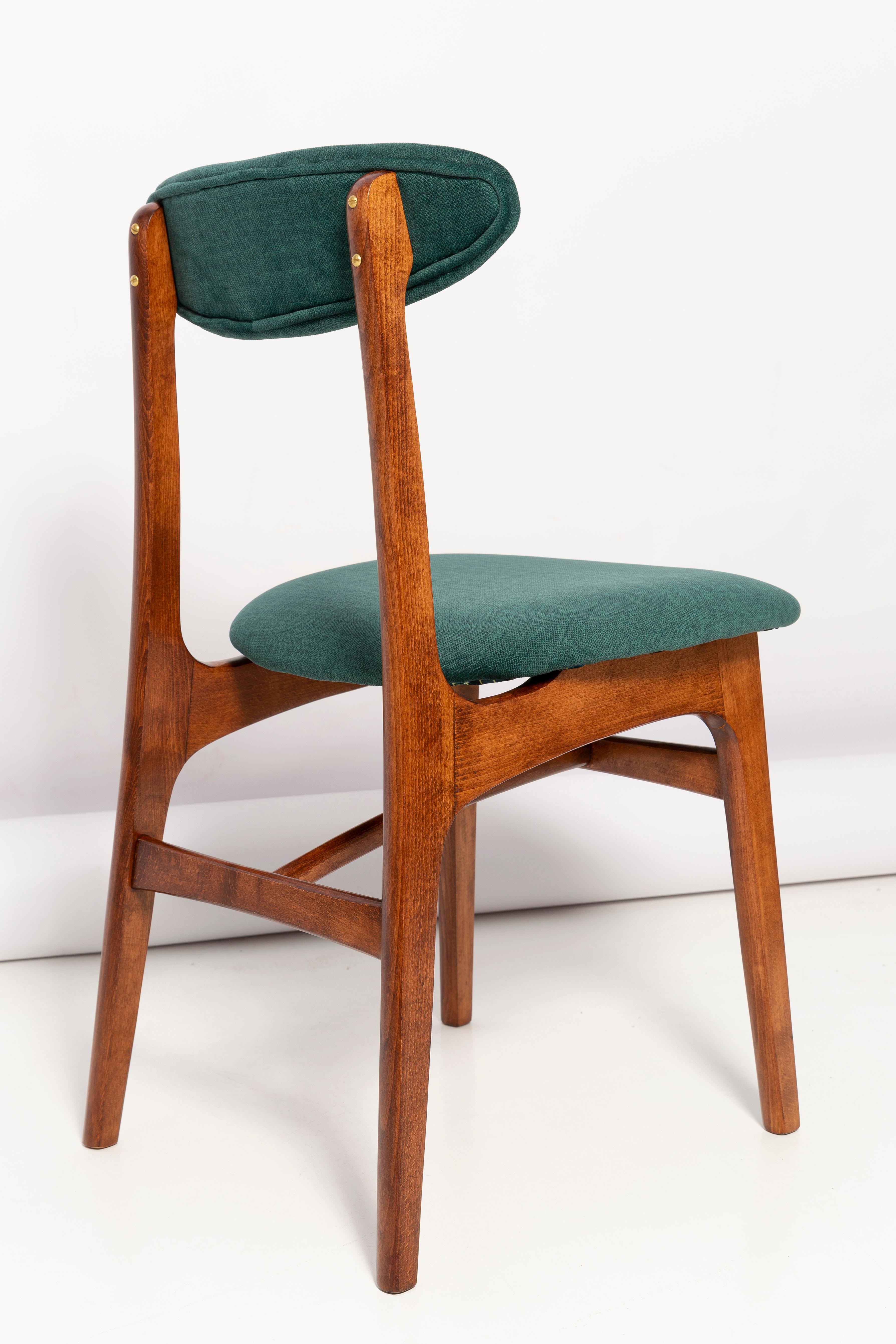 20th Century Mid Century Green Velvet Chair Designed by Rajmund Halas, Poland, 1960s For Sale