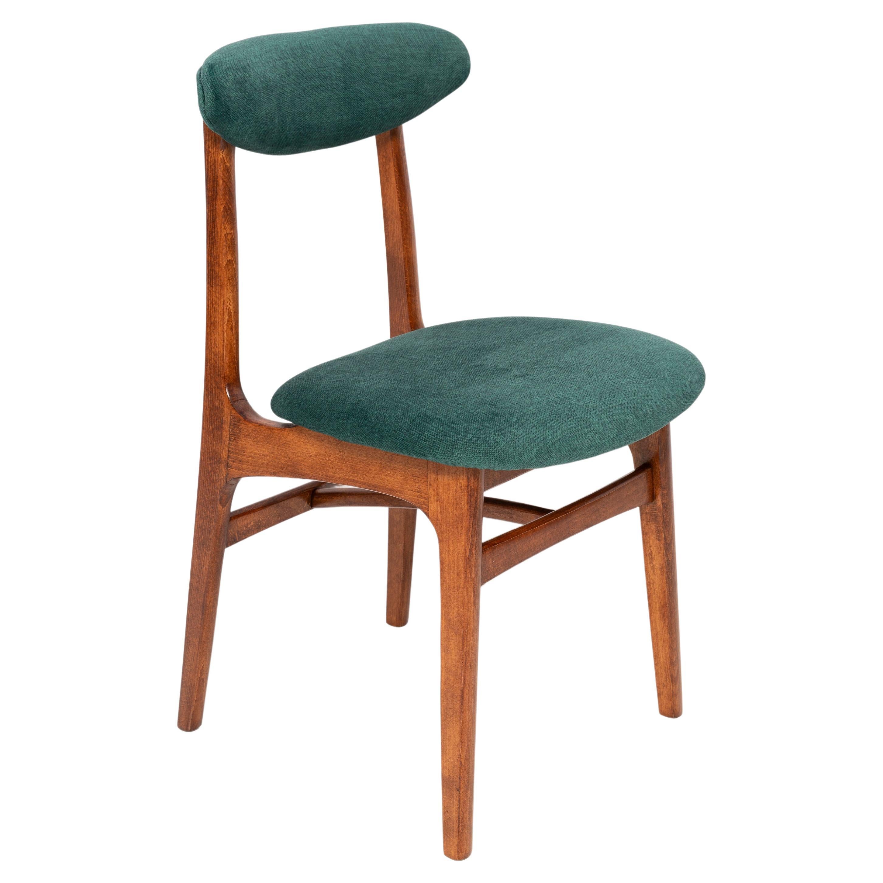 Mid-Century Stuhl aus grünem Samt entworfen von Rajmund Halas, Polen, 1960er Jahre