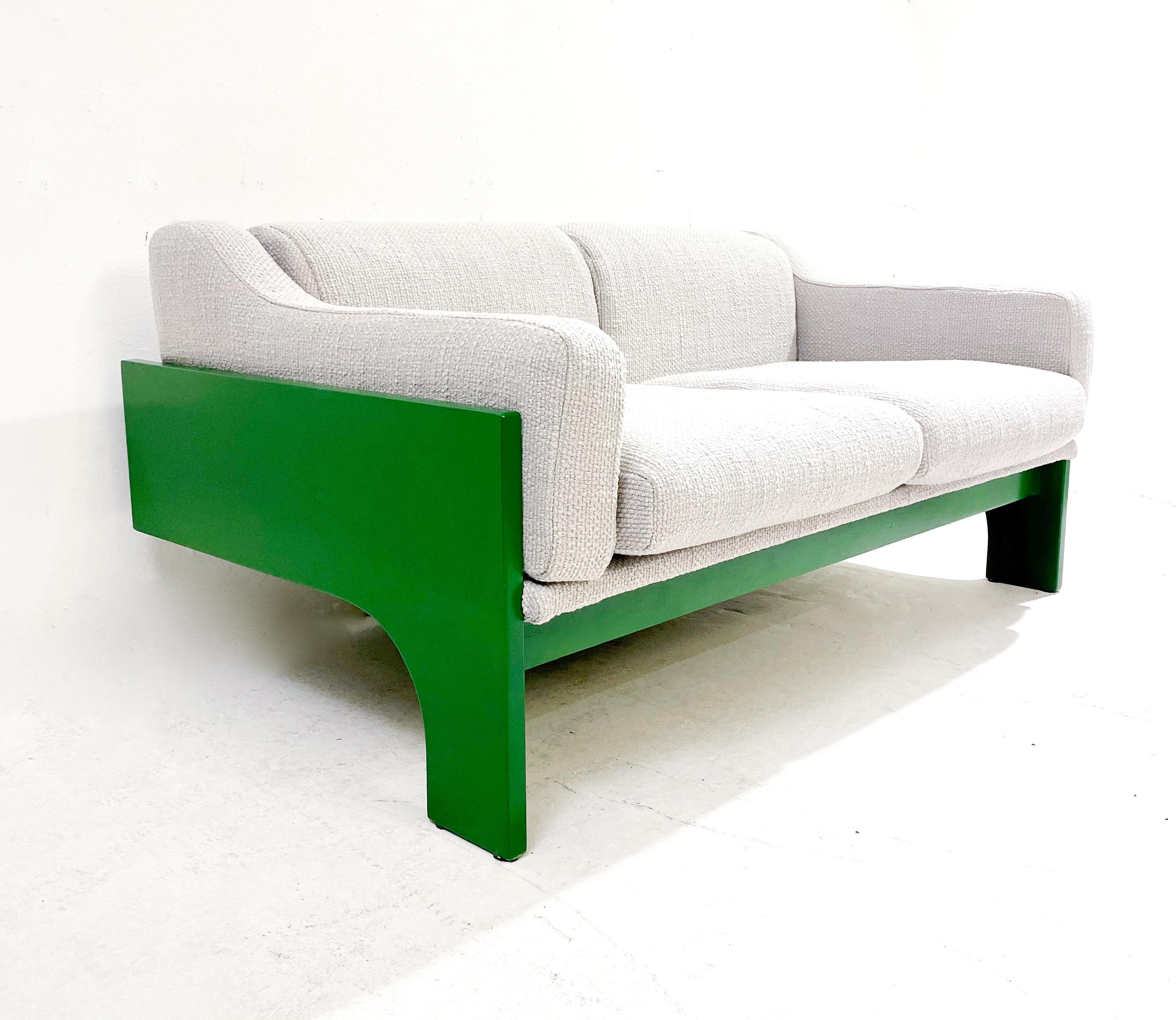 Mid-Century Modern Mid-Century Green Wooden Lacquered Two Seater Sofa by Saporiti, Italy, 1960s For Sale