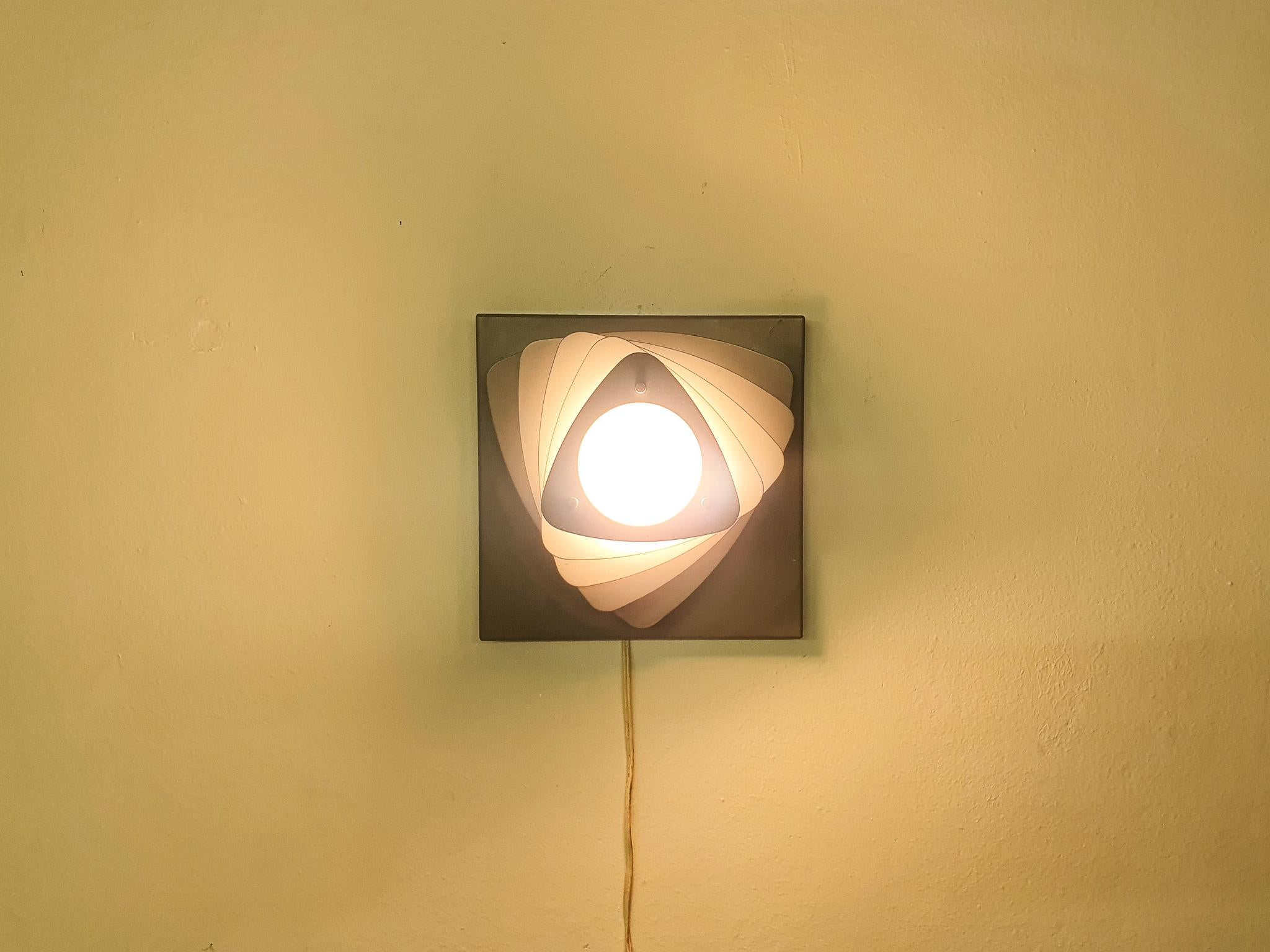 Mid-Century Grey Metal Wall Light, the Netherlands, 1960's For Sale 1