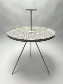 Table de Gueridon en fer du milieu du siècle dans le style de Mathieu Matégot, France, années 1950