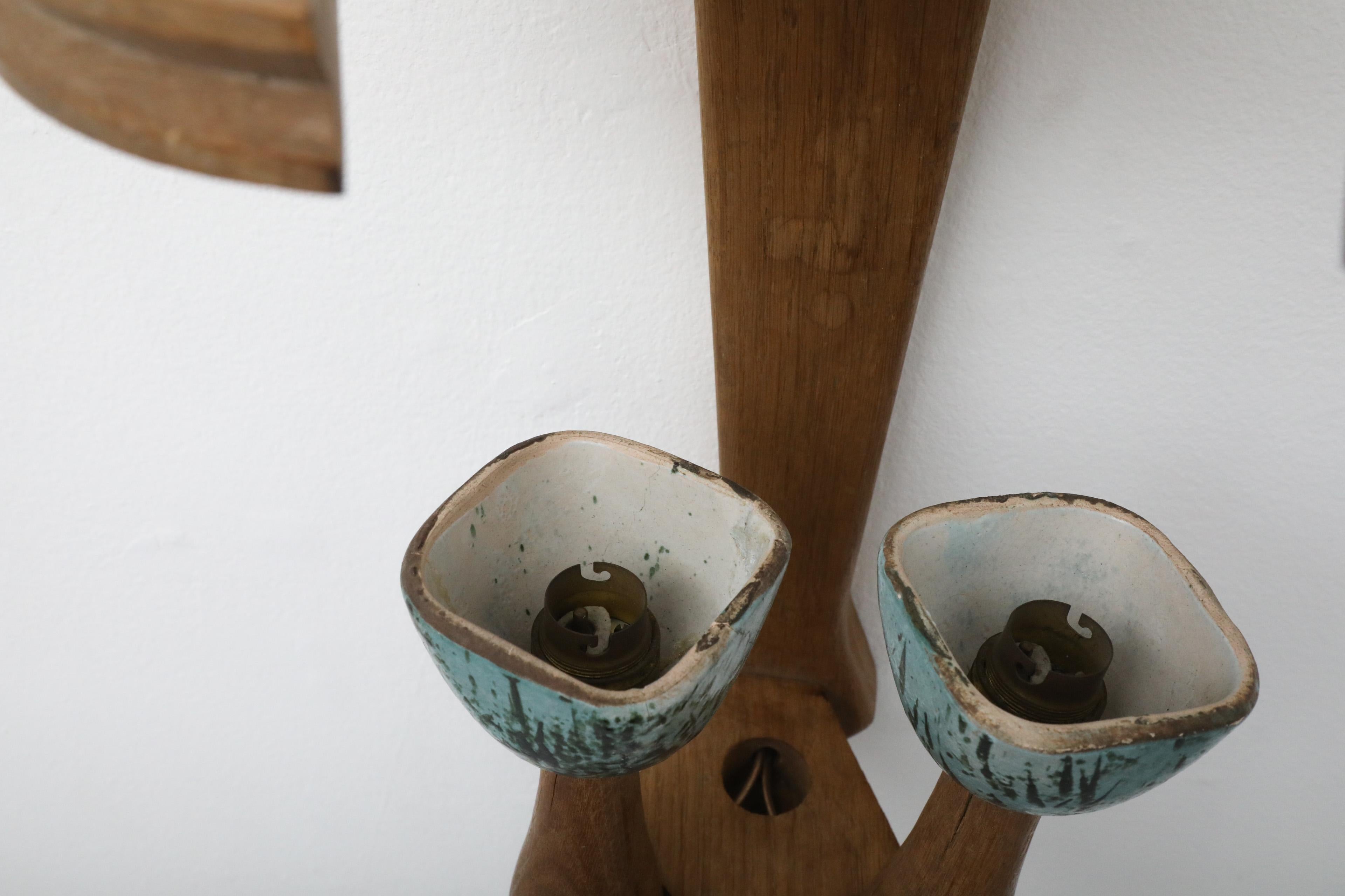 Mid-Century Guillerme et Chambron Oak and Ceramic Wall Sconce in Oak and Ceramic For Sale 5