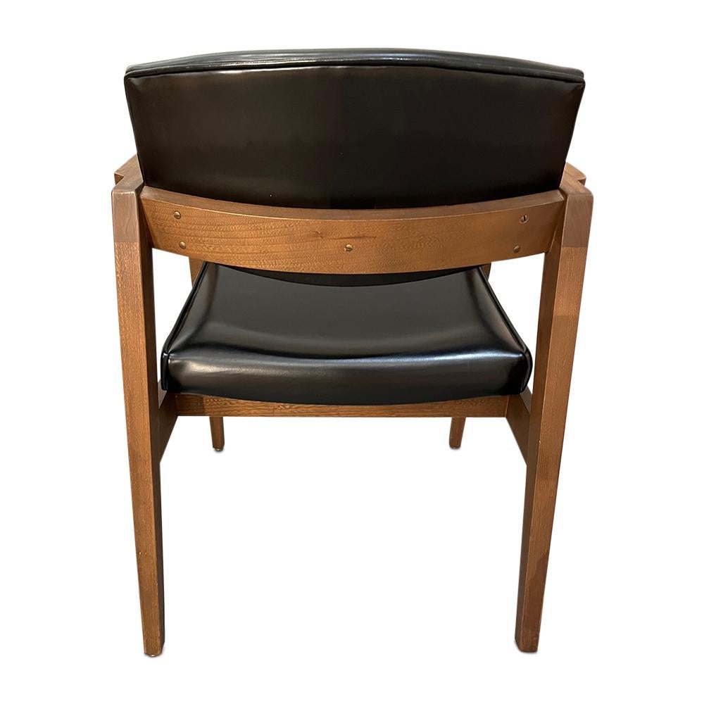 Mid-Century gunlock office dining arm chair with black leather 1960s In Good Condition In Hudson, NY