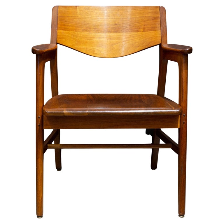 Mid-century Gunlocke Sculpted Oak Chair c.1960 For Sale at 1stDibs