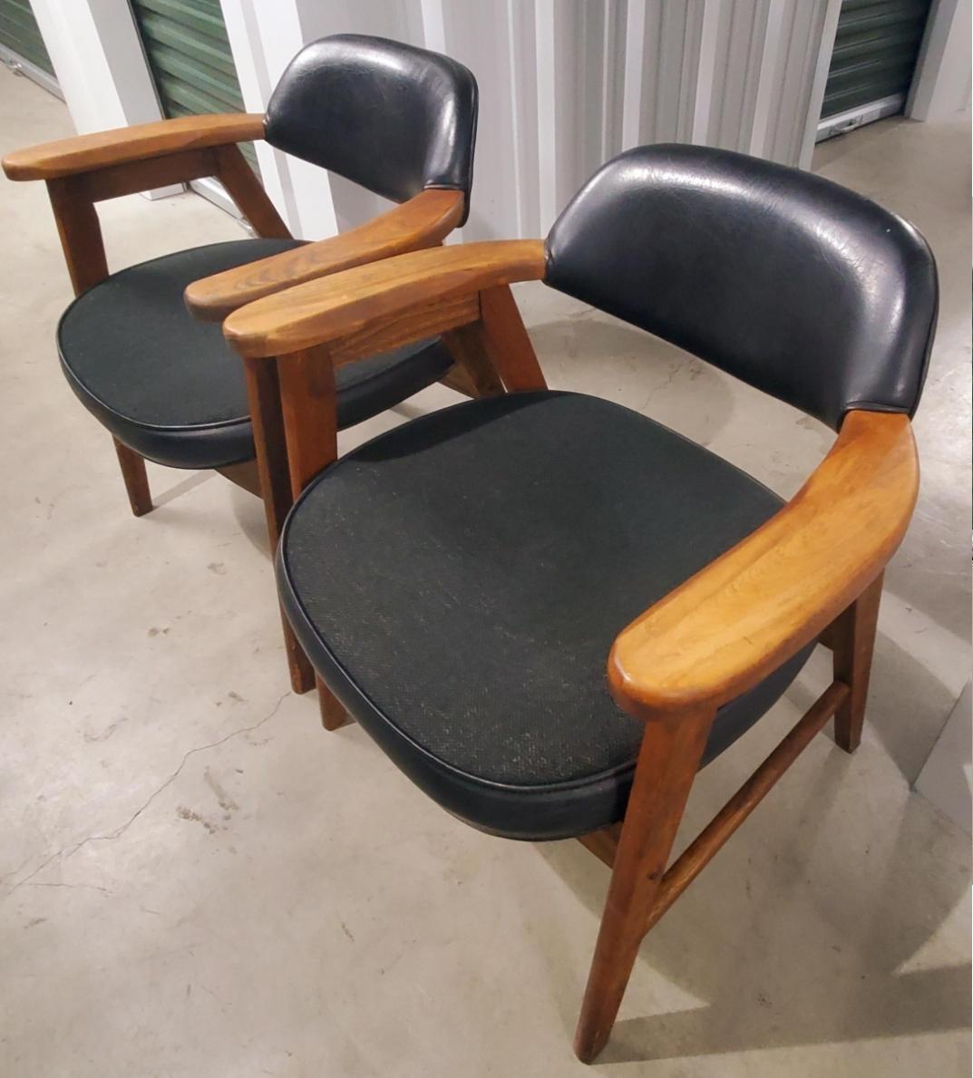 Mid Century Gunlocke Style Walnut Chairs by Annandale - a Pair For Sale 5
