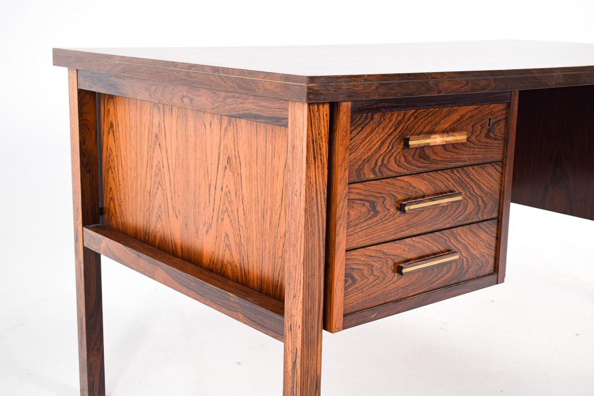 Danish Mid Century Gunnar Falsig Rosewood Desk for Falsigs Mobelfabrik For Sale