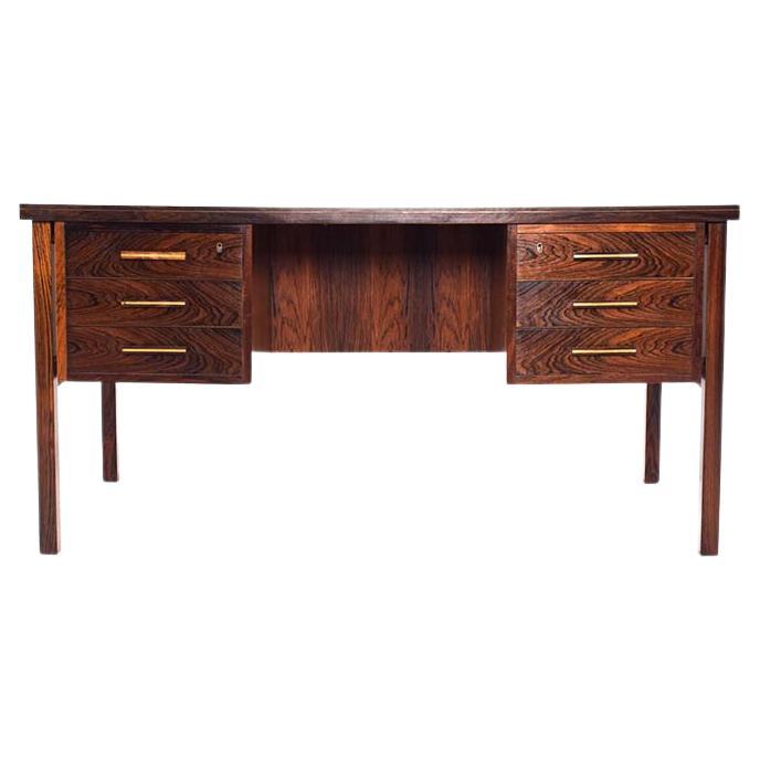 Mid Century Gunnar Falsig Rosewood Desk for Falsigs Mobelfabrik For Sale