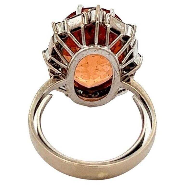Cocktailring mit kaiserlichem Topas und Diamant aus 18 Karat Weißgold von H. Stern 1