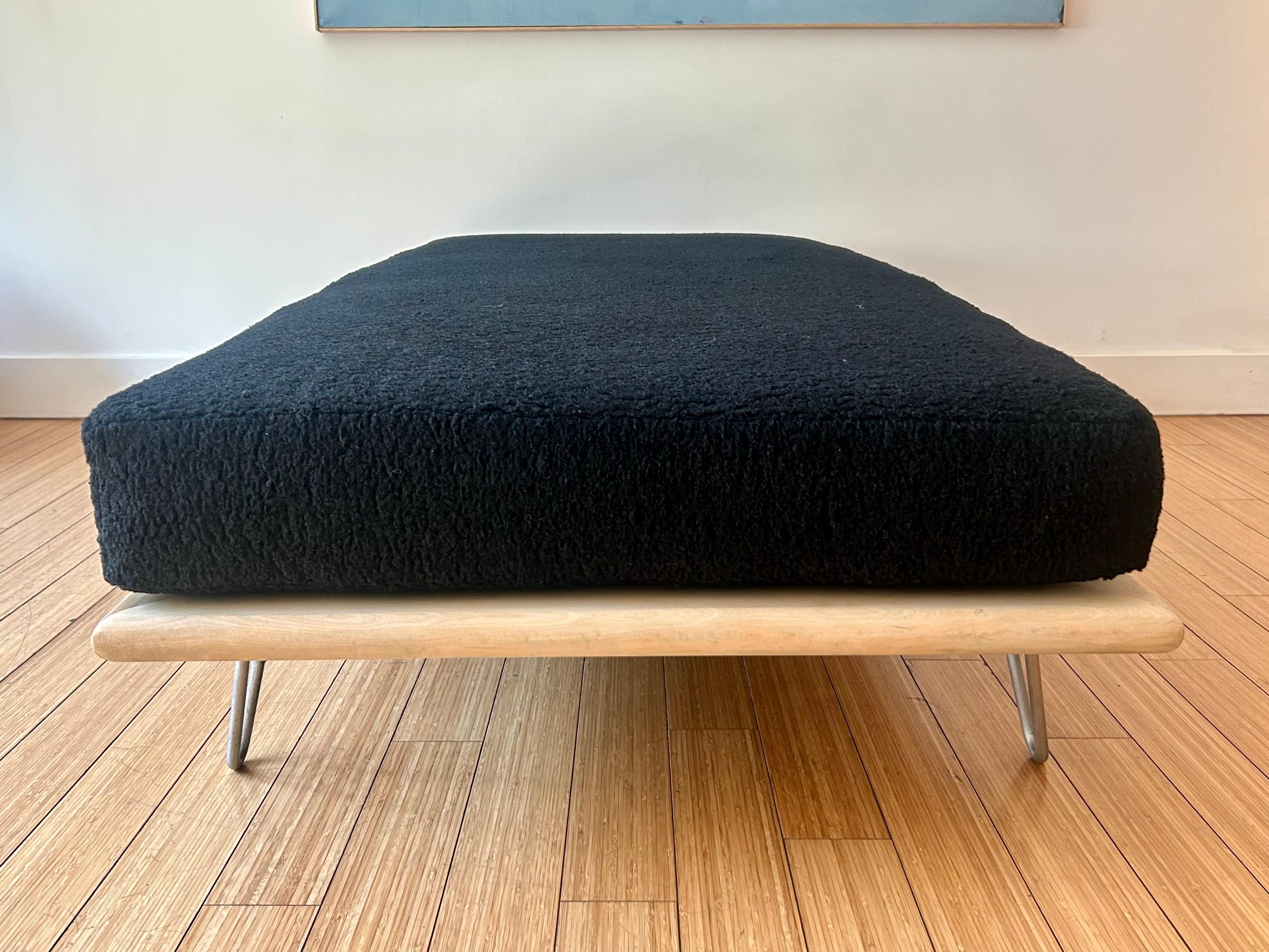 Mid Century Hair Pin Legs Daybed George Nelson Herman Miller For Sale 3