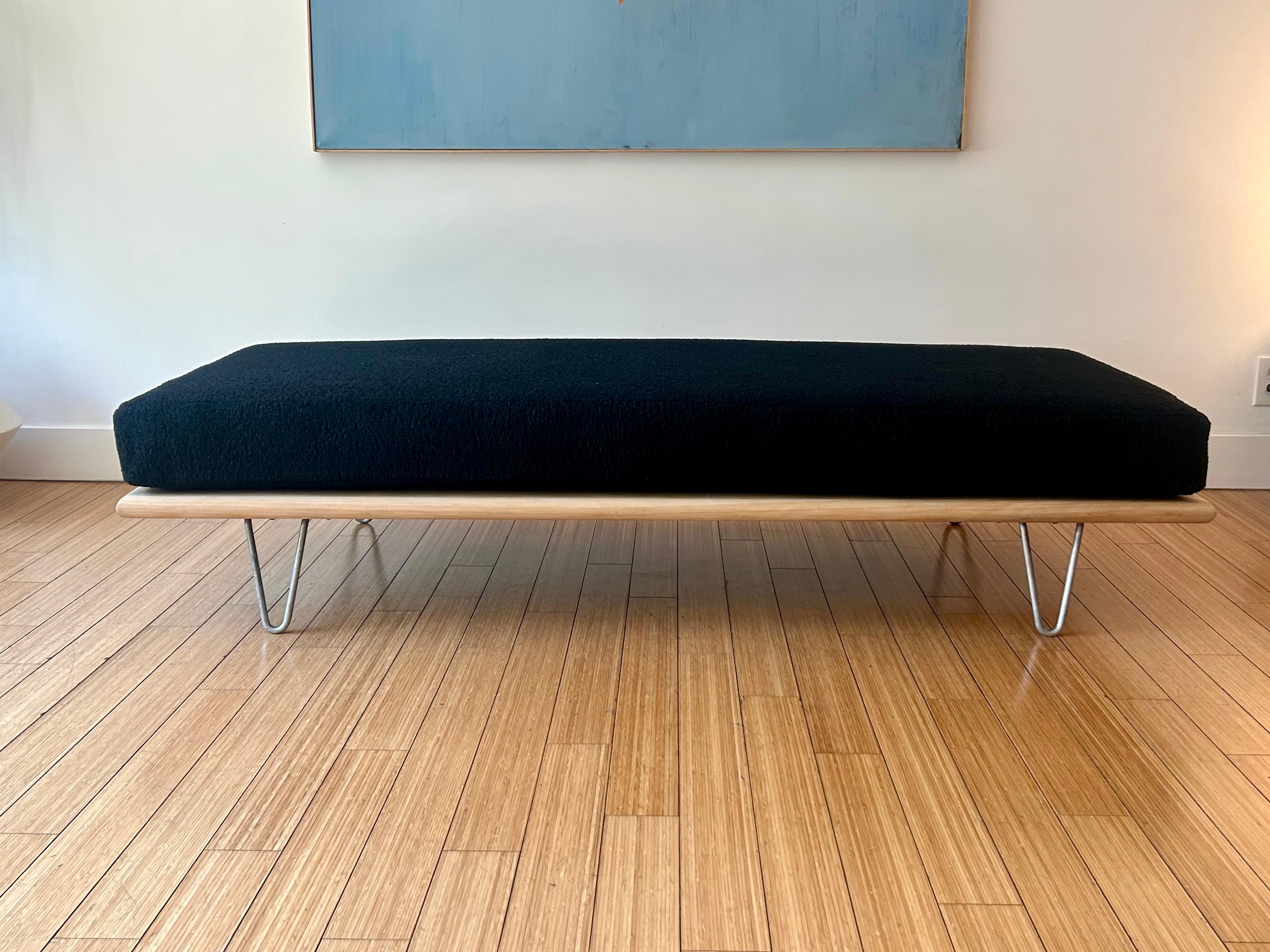 Metalwork Mid Century Hair Pin Legs Daybed George Nelson Herman Miller For Sale