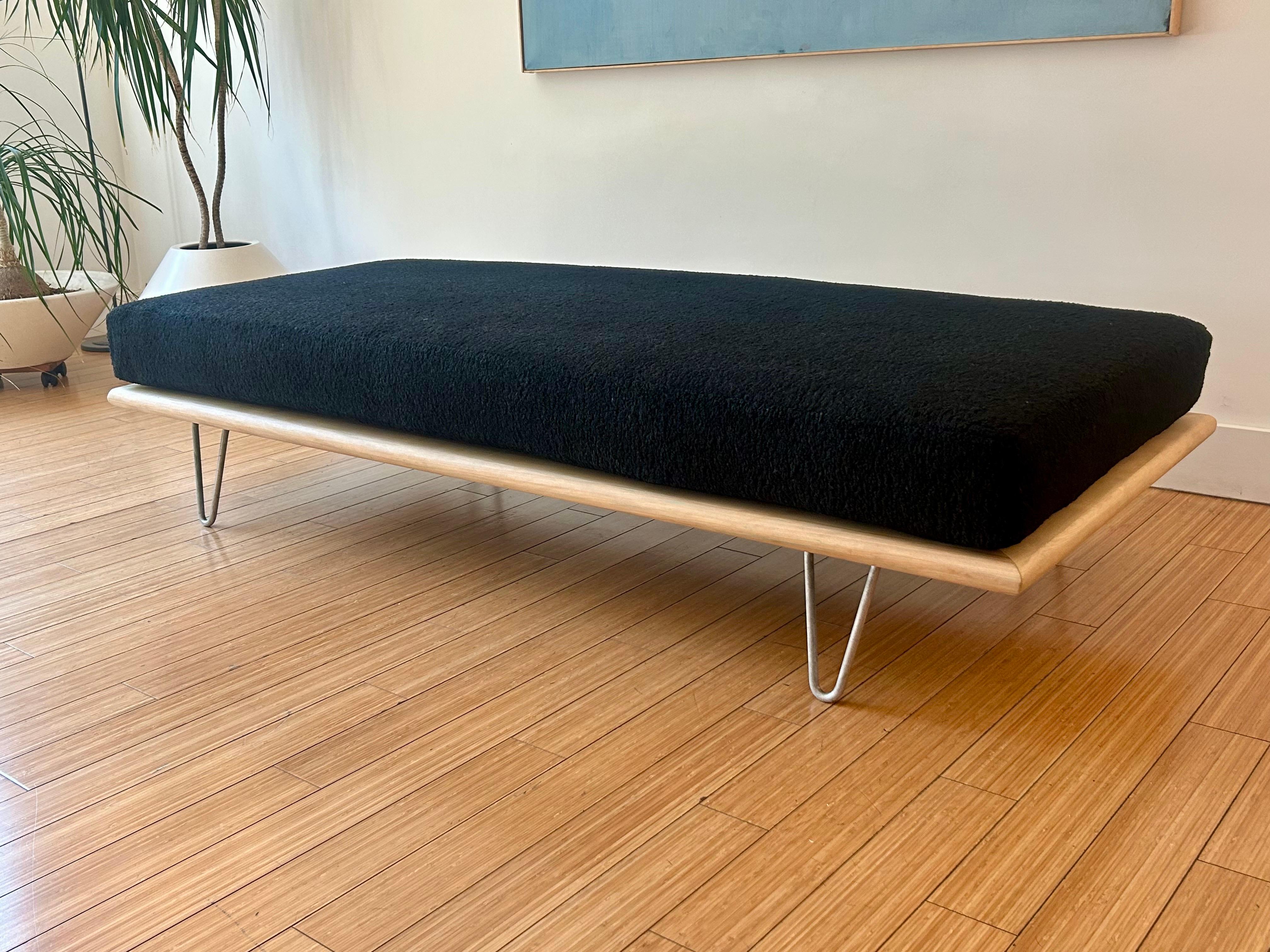 20th Century Mid Century Hair Pin Legs Daybed George Nelson Herman Miller For Sale