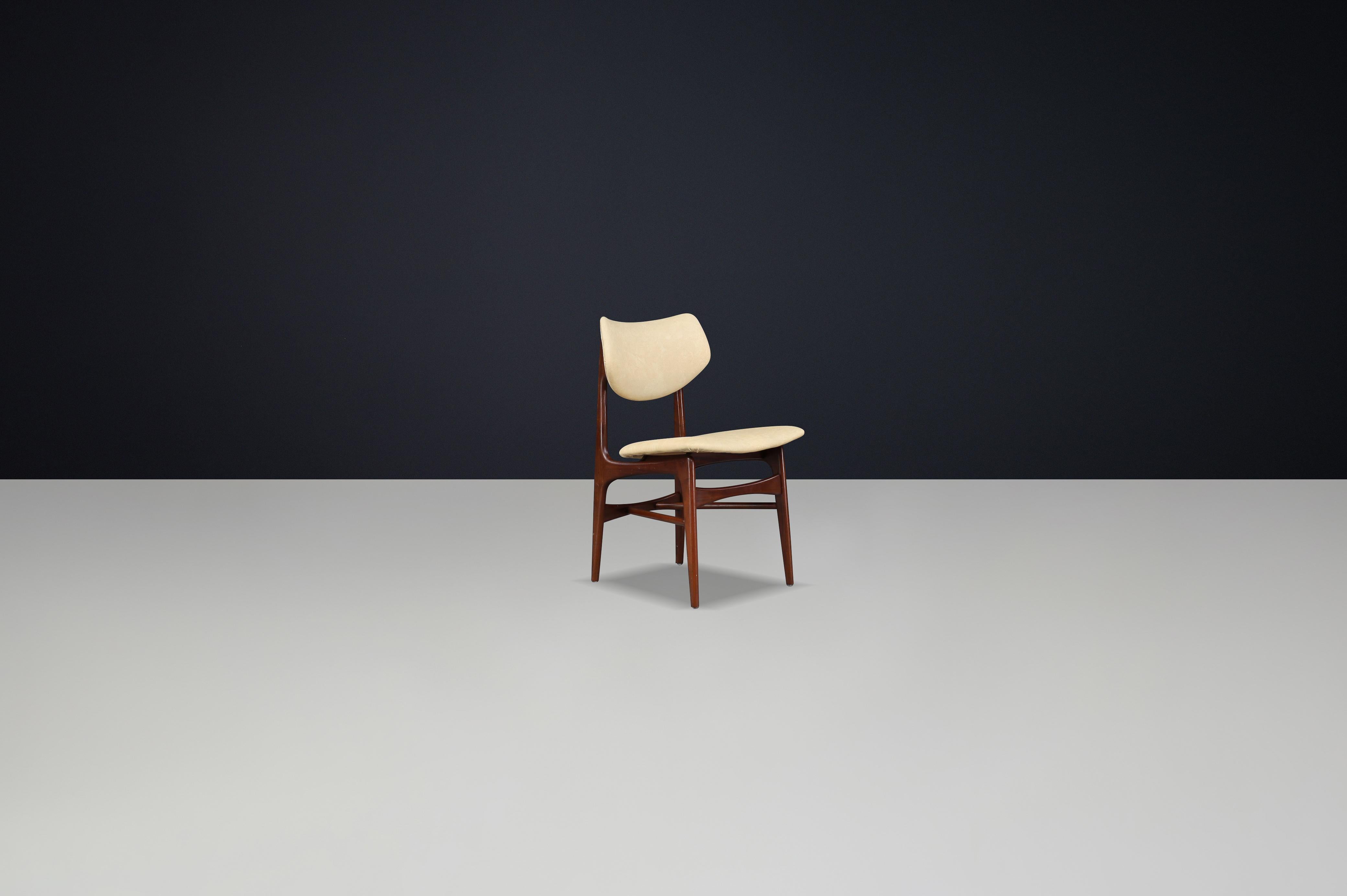 Mid-Century Hamar Dining Chairs by Louis van Teeffelen for WéBé The Netherlands For Sale 4