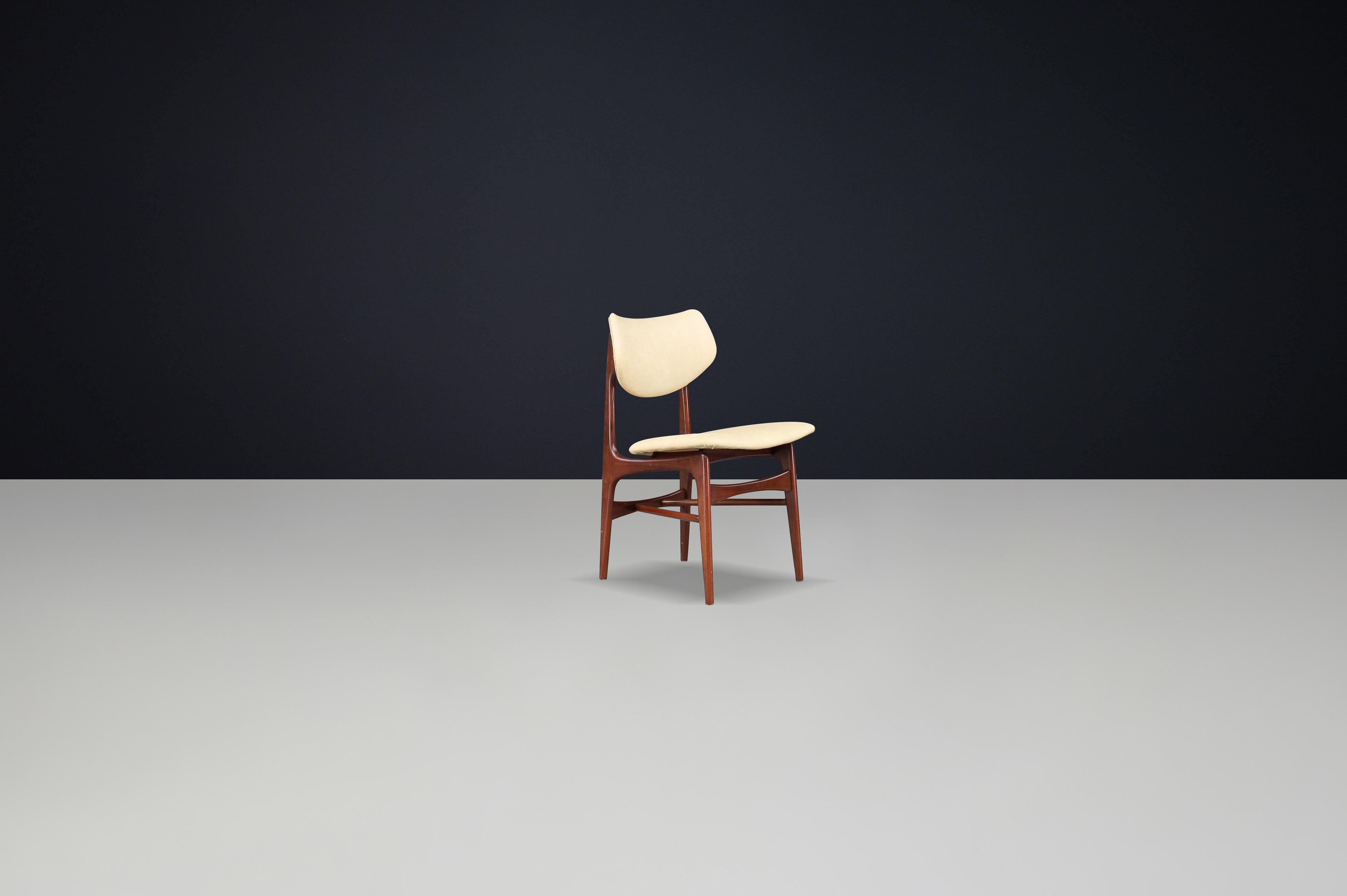 Mid-Century Hamar Dining Chairs by Louis van Teeffelen for WéBé The Netherlands For Sale 1
