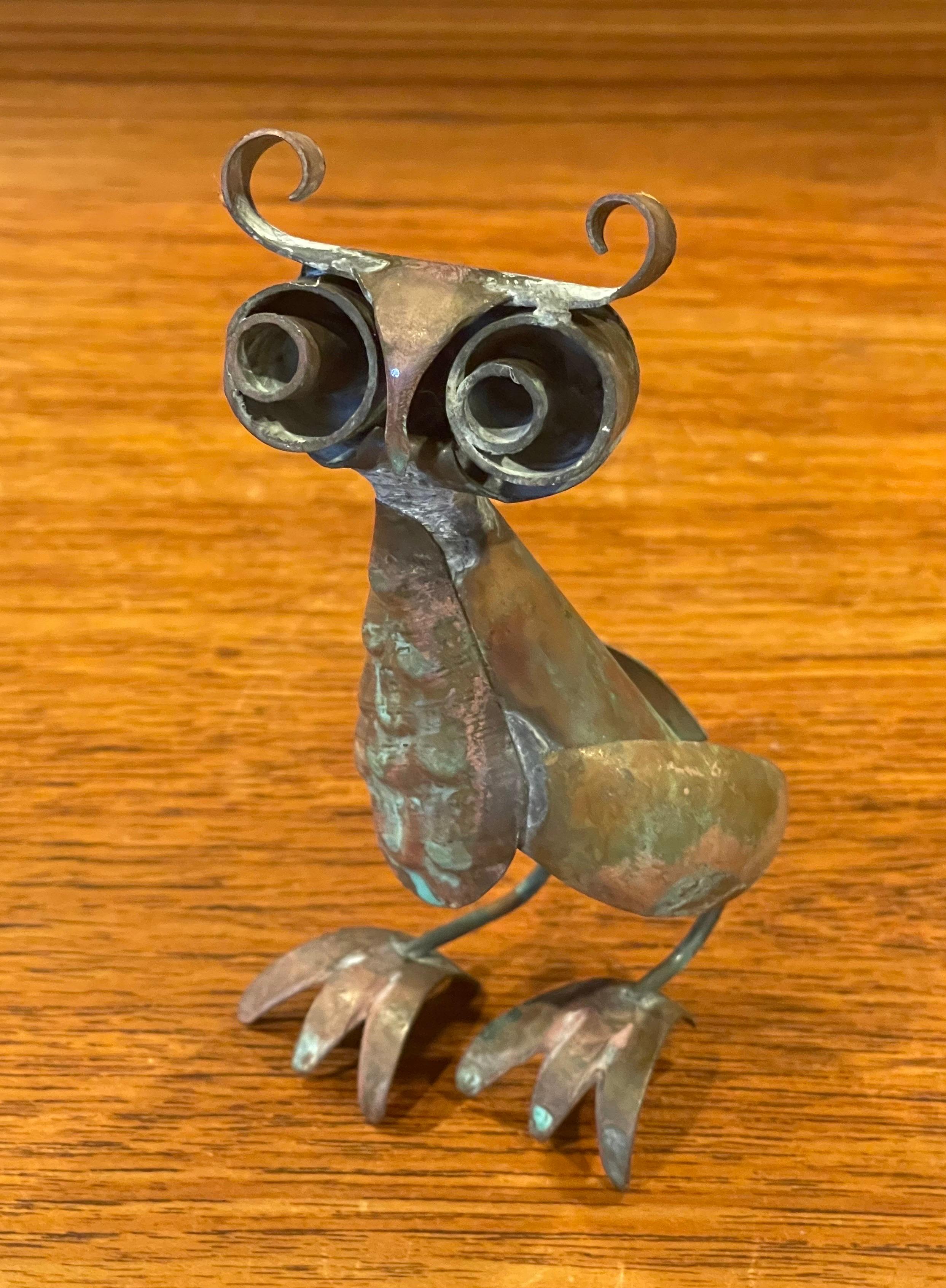 Mid-Century Modern Mid-Century Hammered Copper patinated Owl Sculpture in the Style of Los Castillo For Sale