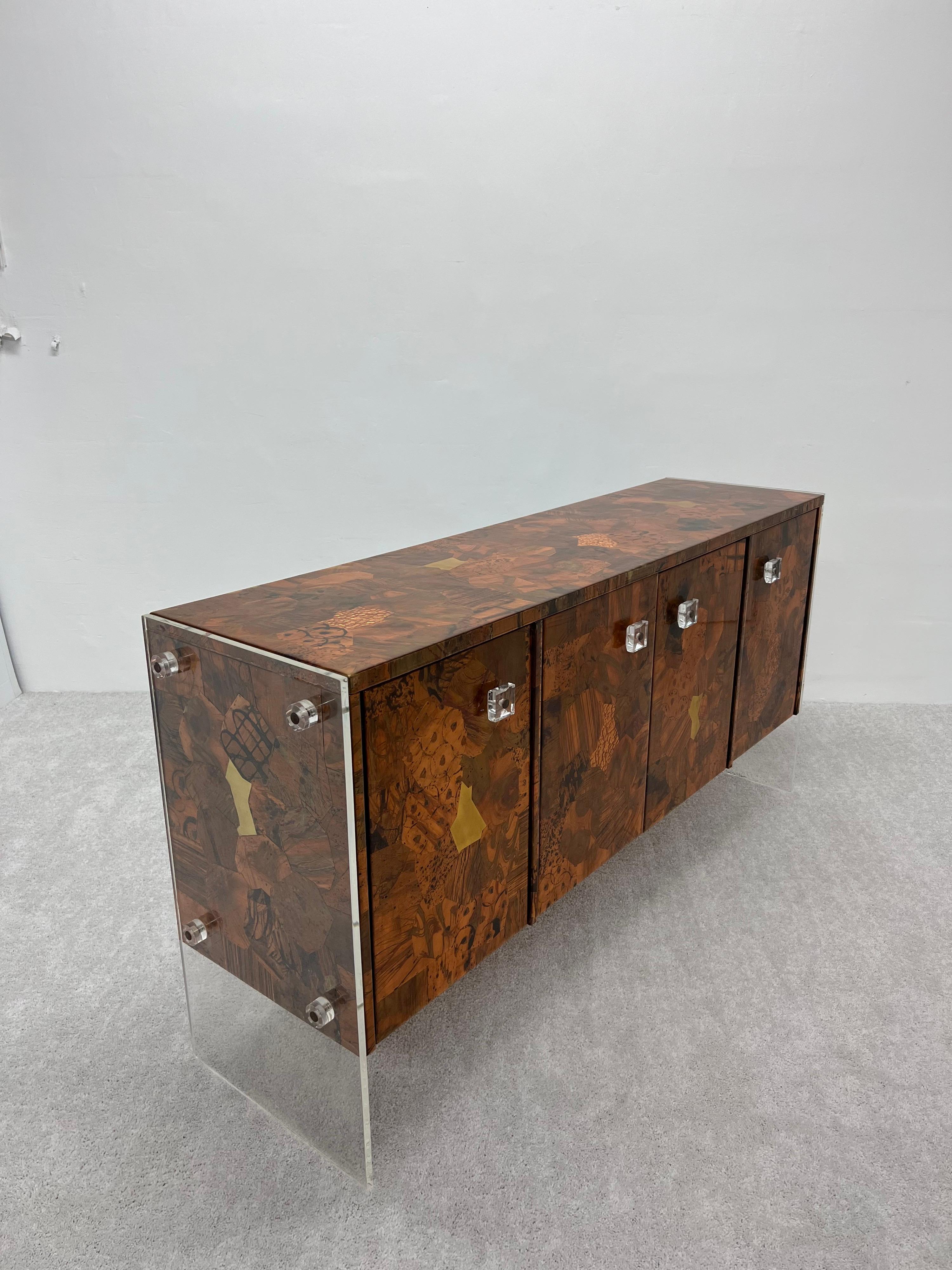 Mid-Century Hammered Patchwork Copper and Lucite Credenza or Sideboard, 1970s In Good Condition In Miami, FL