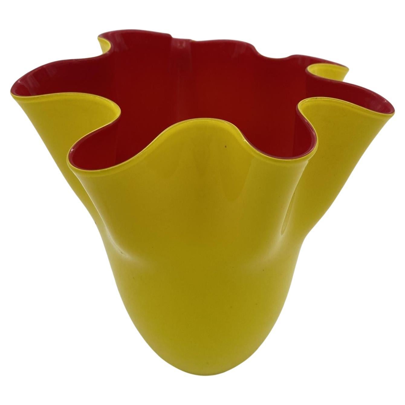 Mid Century Hand-Blow Murano Glass Two-Tone Hanchierchief Vase