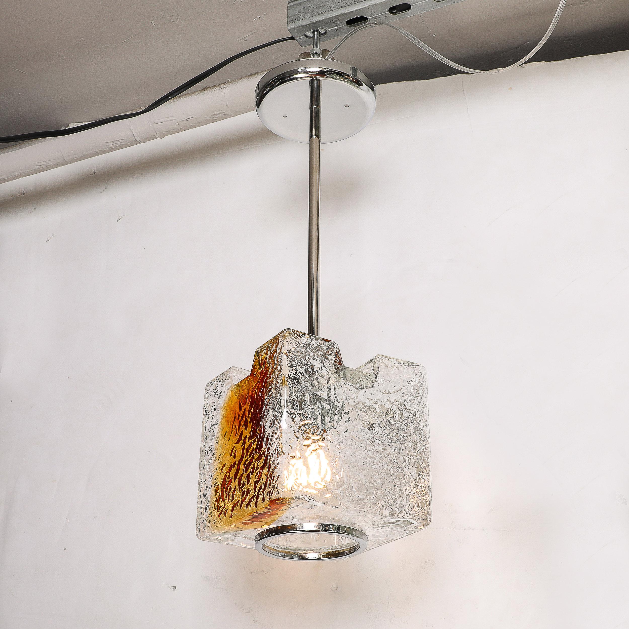 Lampadario a sospensione di metà secolo in vetro di Murano soffiato a mano e ambra con cromo in vendita 1