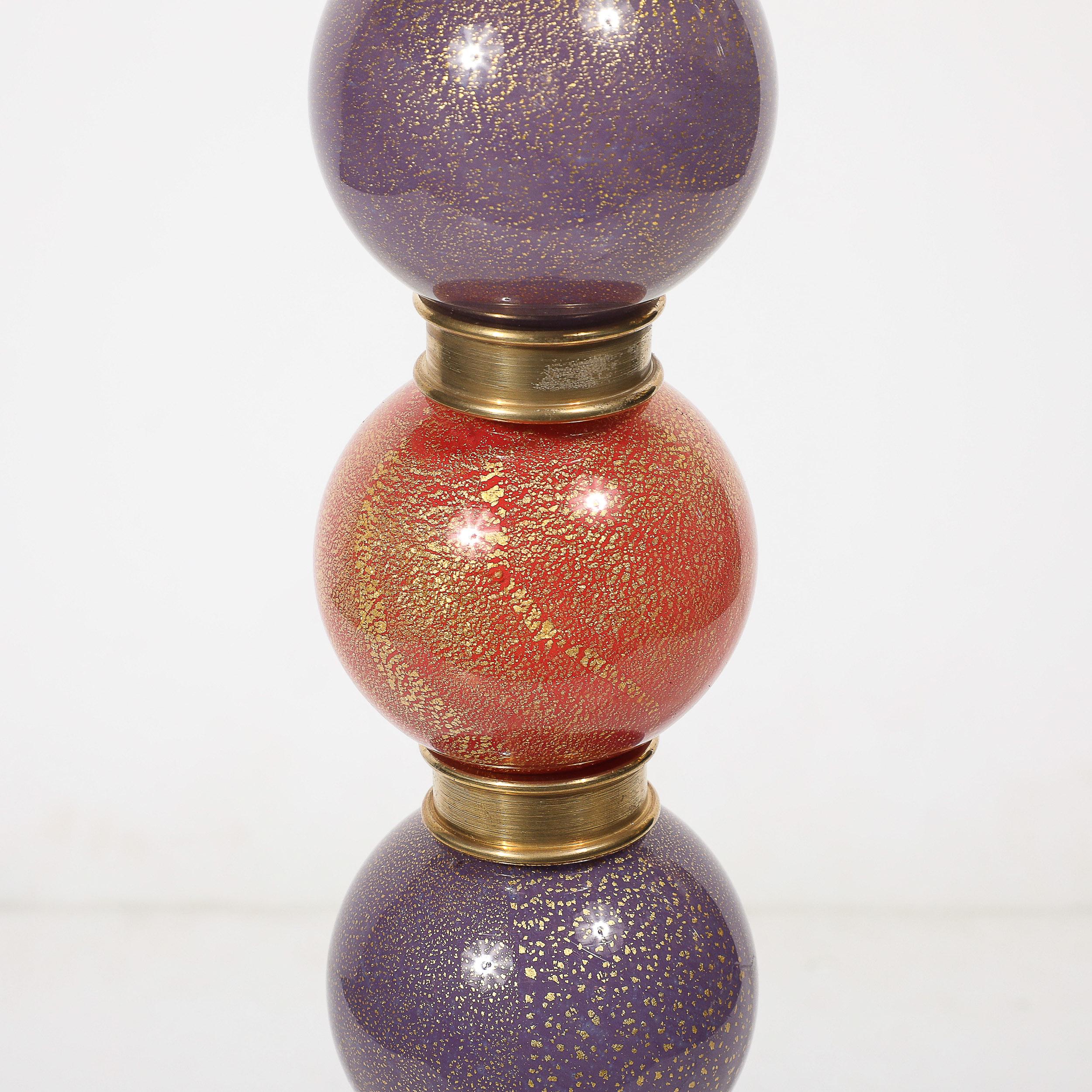 Mitte des Jahrhunderts mundgeblasen Korallenrot & Flieder Murano Glas gestapelt Ball Tischlampen im Angebot 3