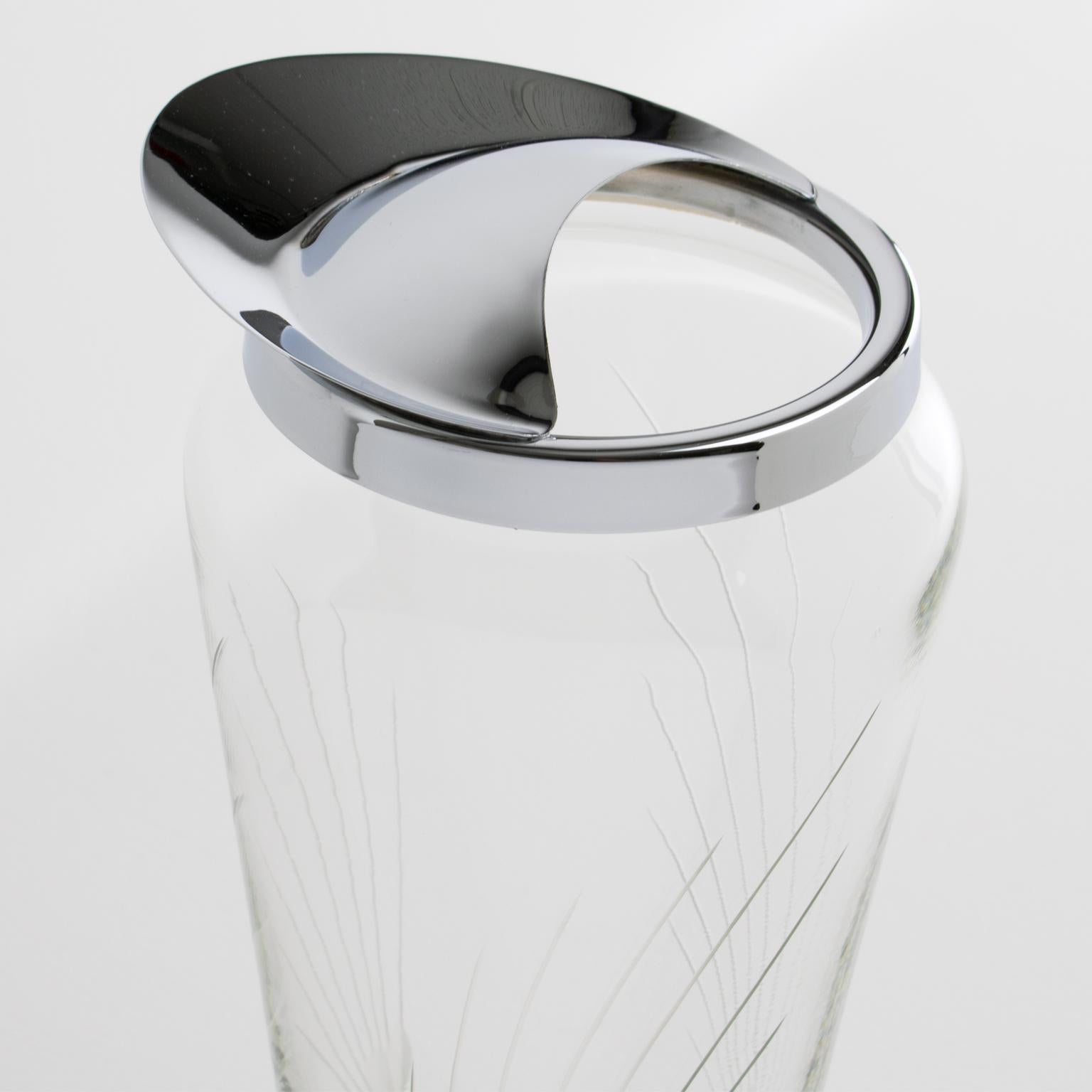 Mid-Century Hand-Blown Glass and Metal Barware Cocktail Martini Pitcher, 1950s For Sale 2