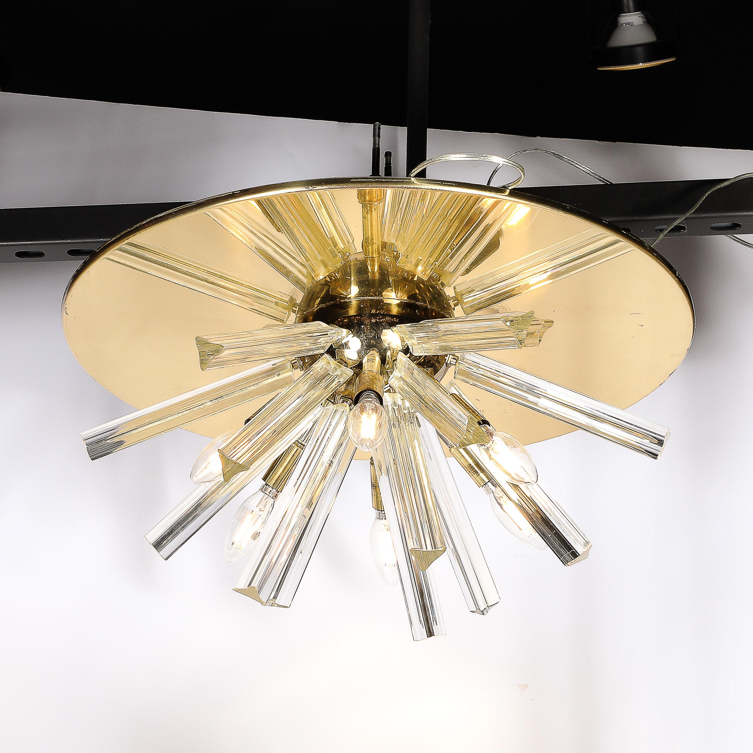 italien Lustre encastré du milieu du siècle en verre soufflé à la bouche de Murano et en laiton en vente