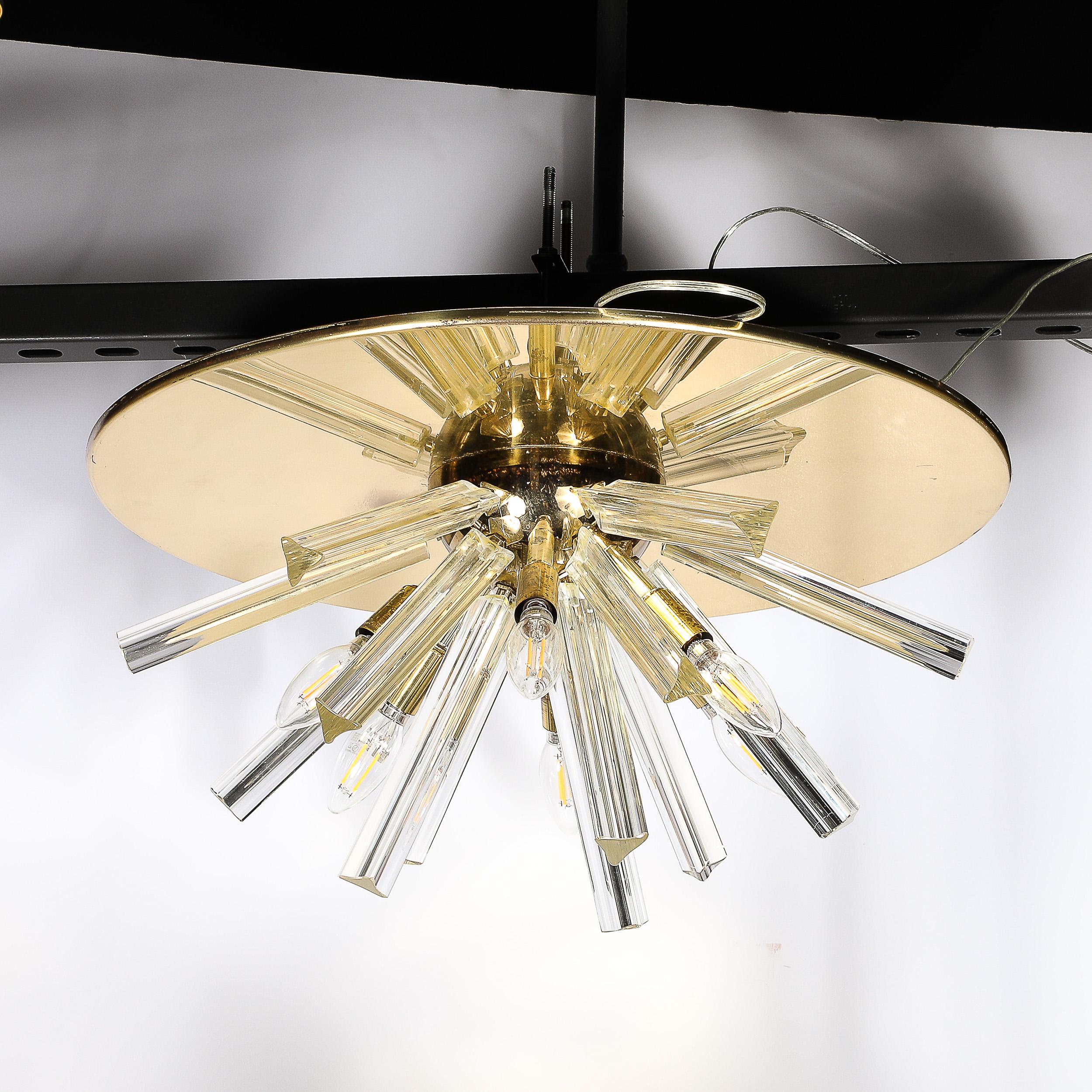 Lustre encastré du milieu du siècle en verre soufflé à la bouche de Murano et en laiton en vente 2