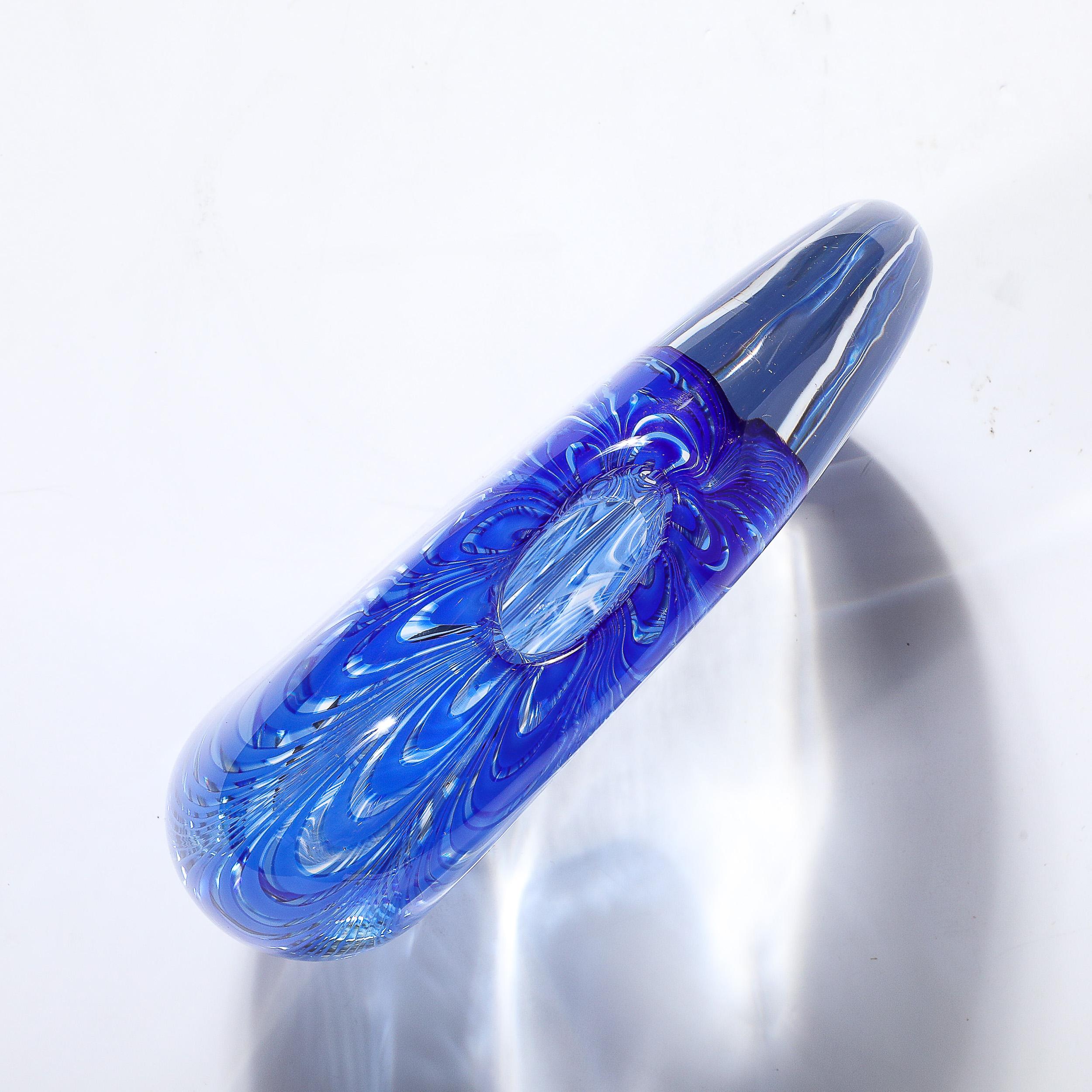 Vaso in vetro trasparente e cobalto di Murano soffiato a mano della metà del secolo scorso firmato Cenedese in vendita 5