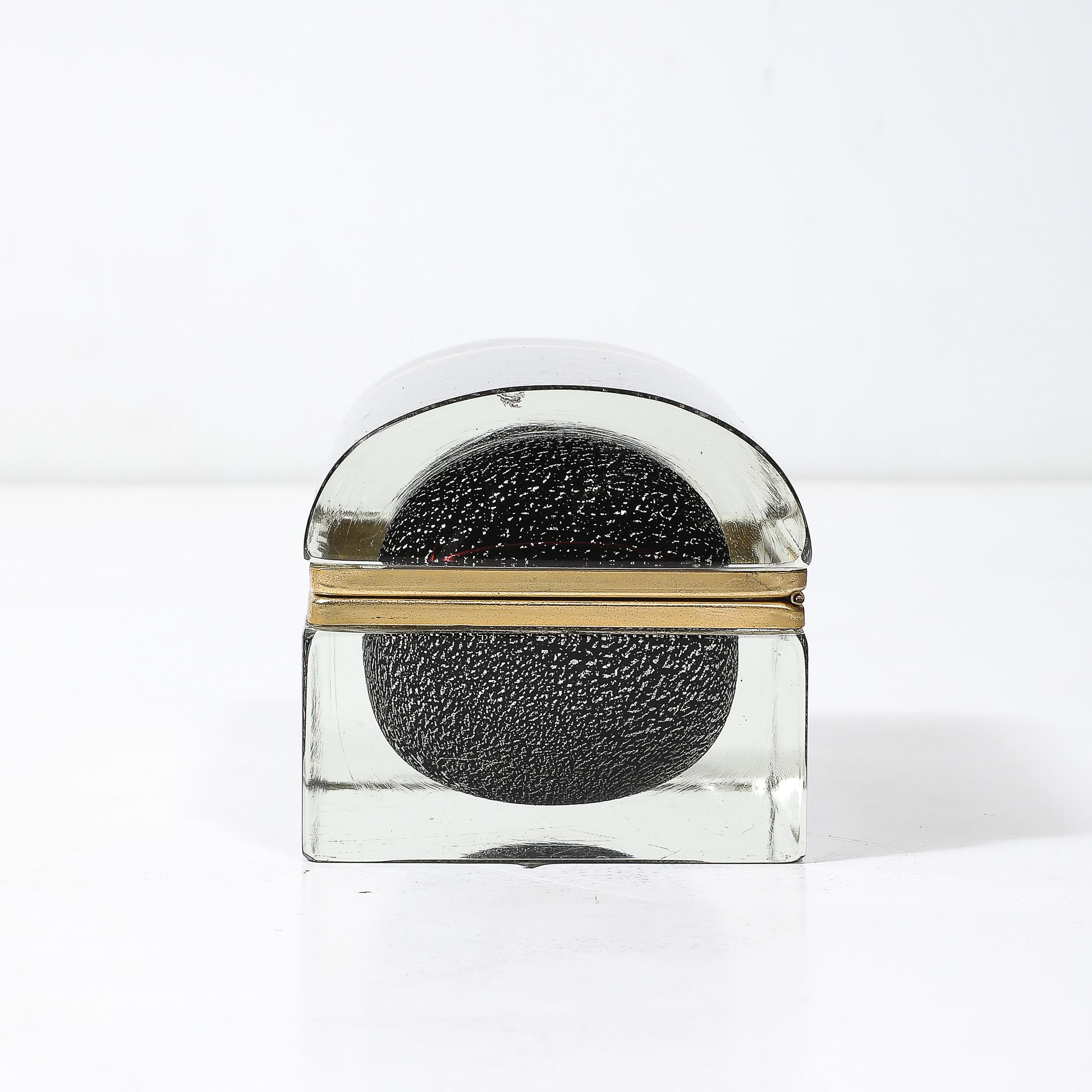Boîte en verre de Murano soufflé à la main du milieu du siècle, noir de jais et mouchetures d'or blanc en vente 8