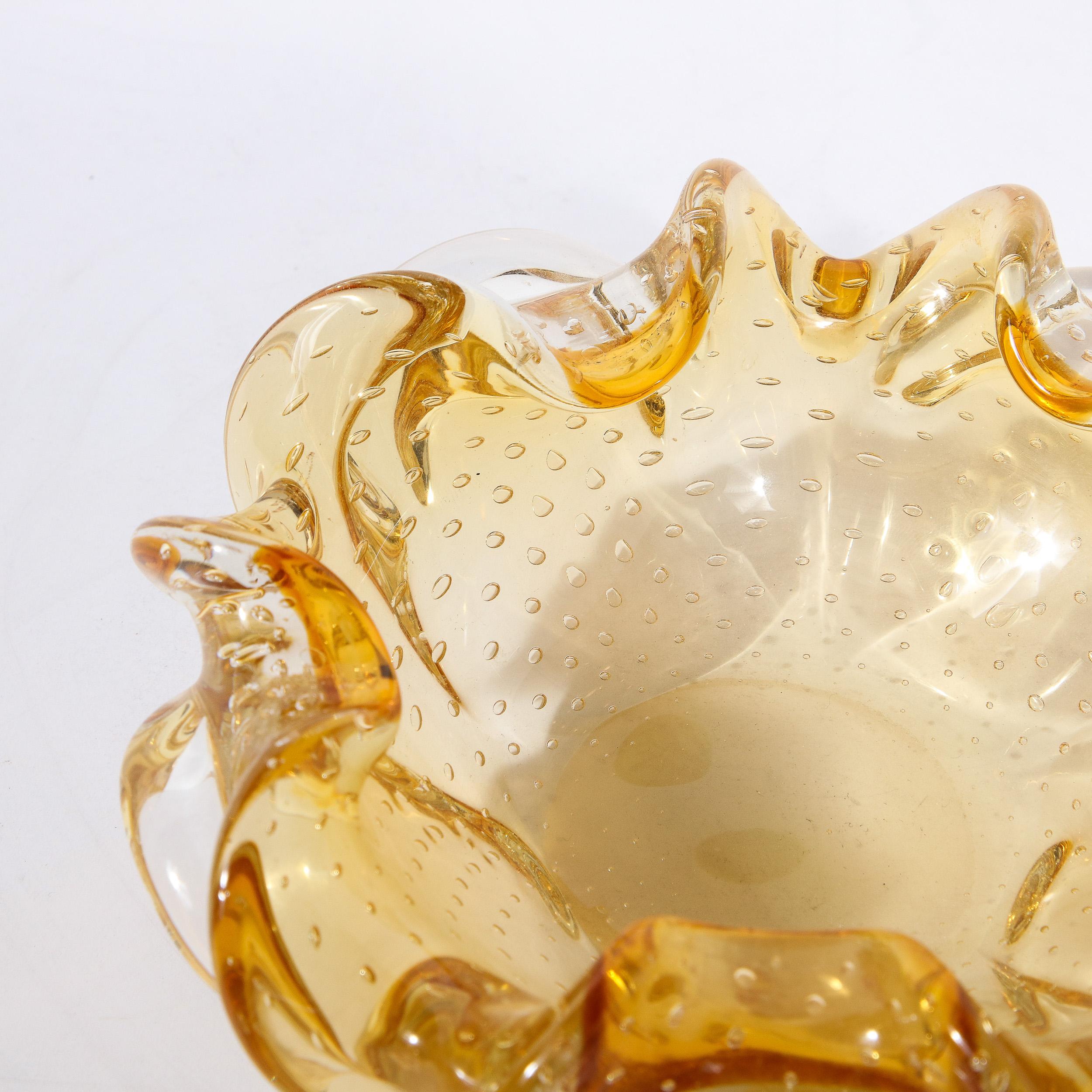 Mid-Century Hand-Blown Murano Glass Dish in Citrine with Murine Detailing For Sale 2