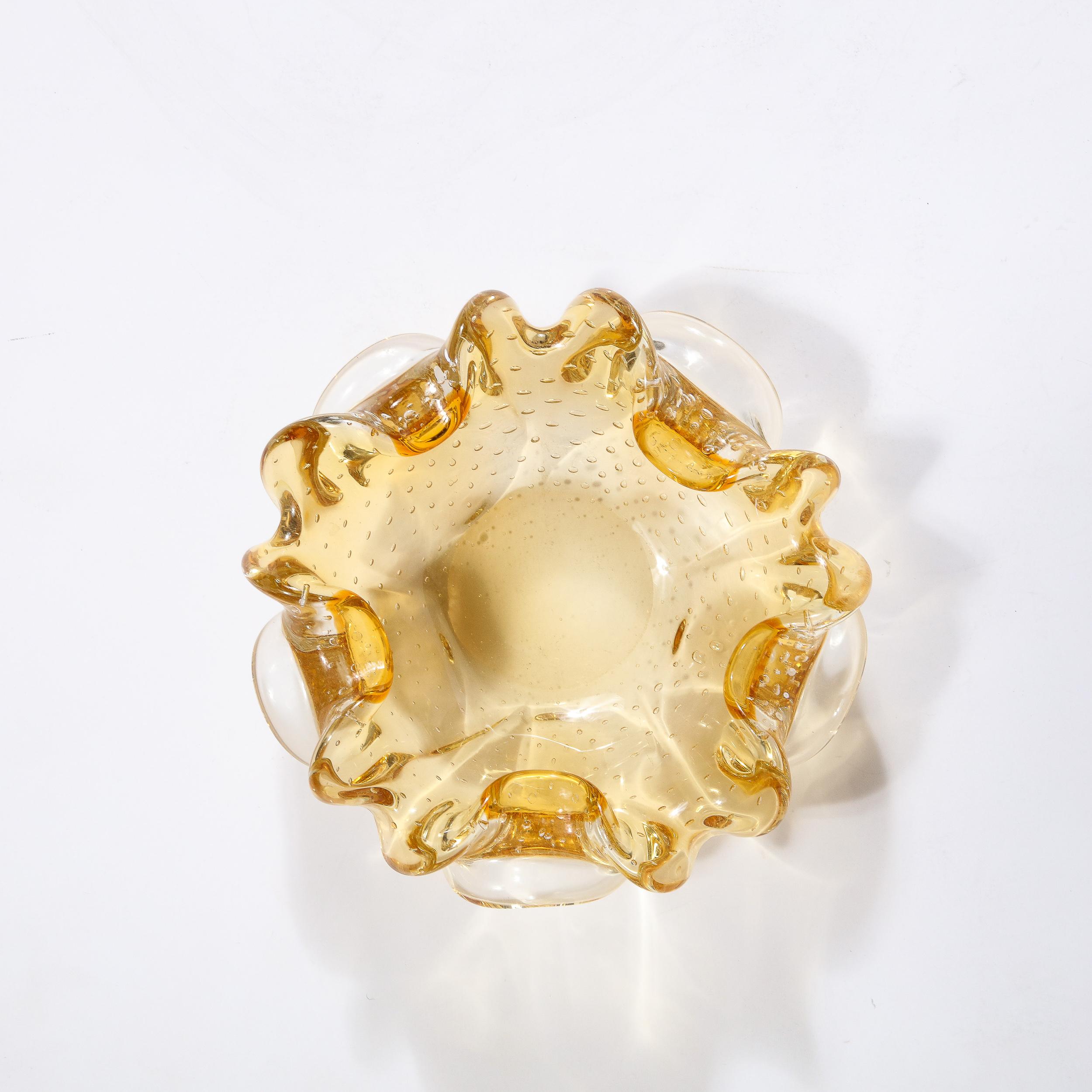 Mid-Century Hand-Blown Murano Glass Dish in Citrine with Murine Detailing For Sale 3