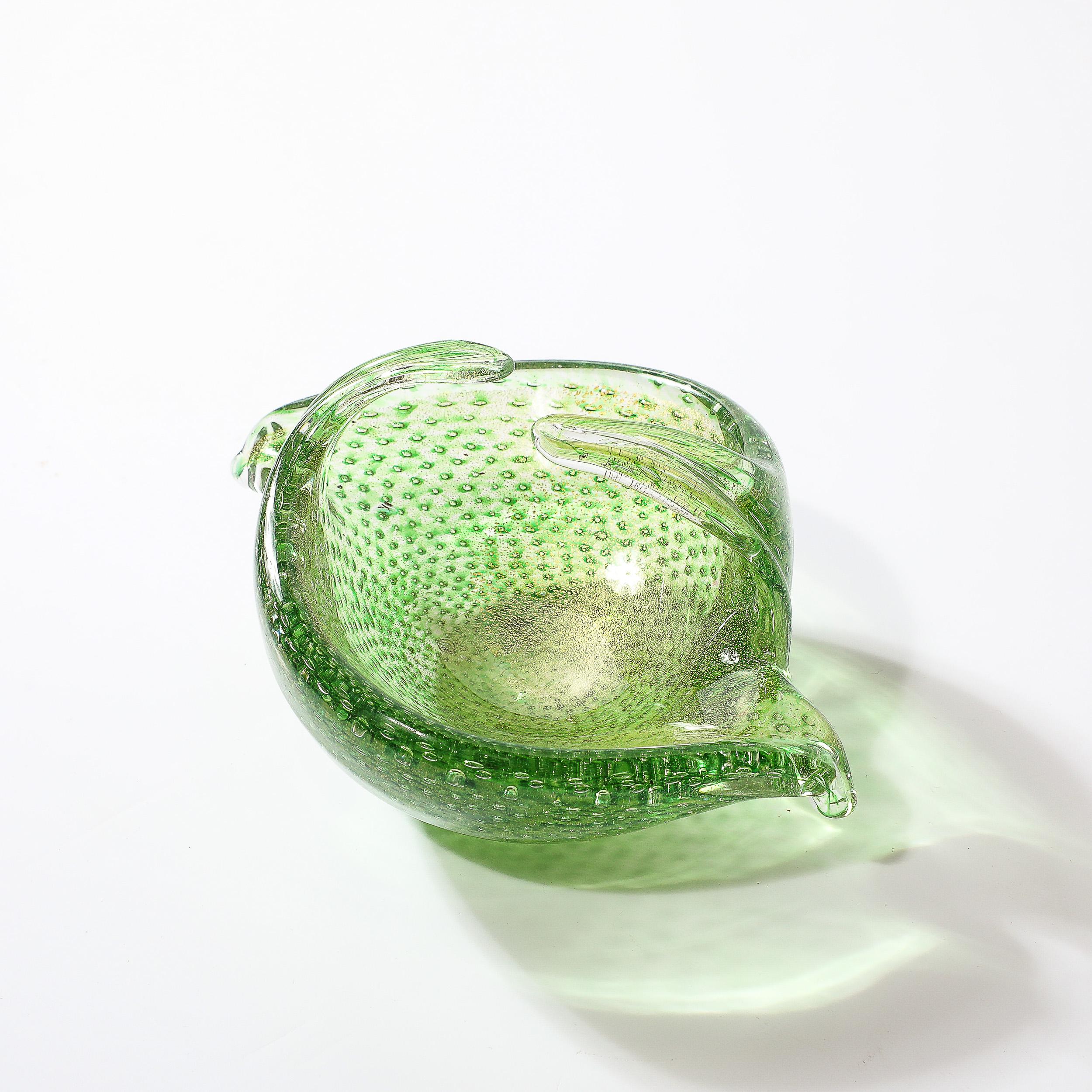 Mid-Century Hand-Blown Murano Glass Dish in Lime Green with Bullicante Detailing For Sale 1
