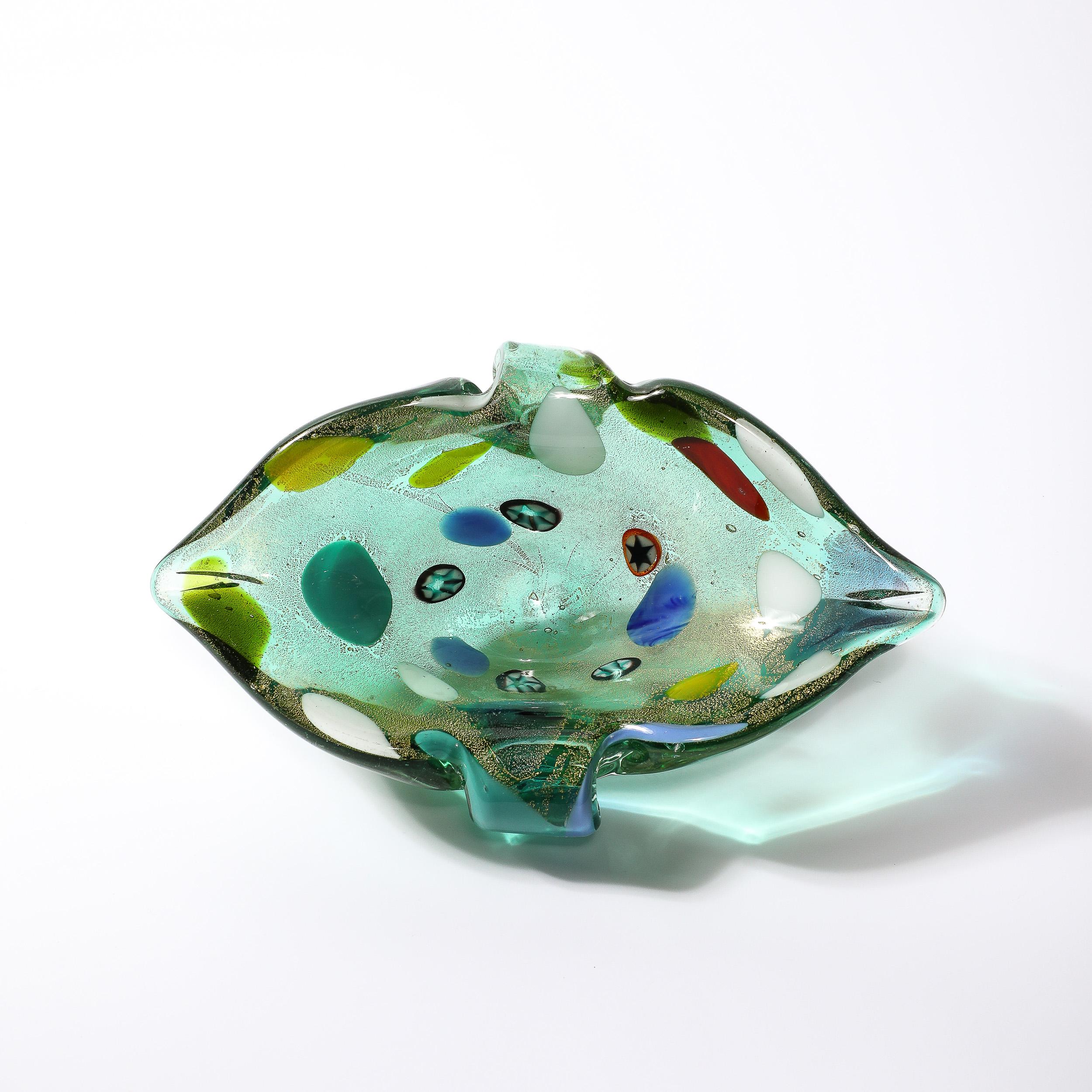 Mid-Century Hand-Blown Murano Glass Emerald Green & Millefiori Detailed Bowl  For Sale 2