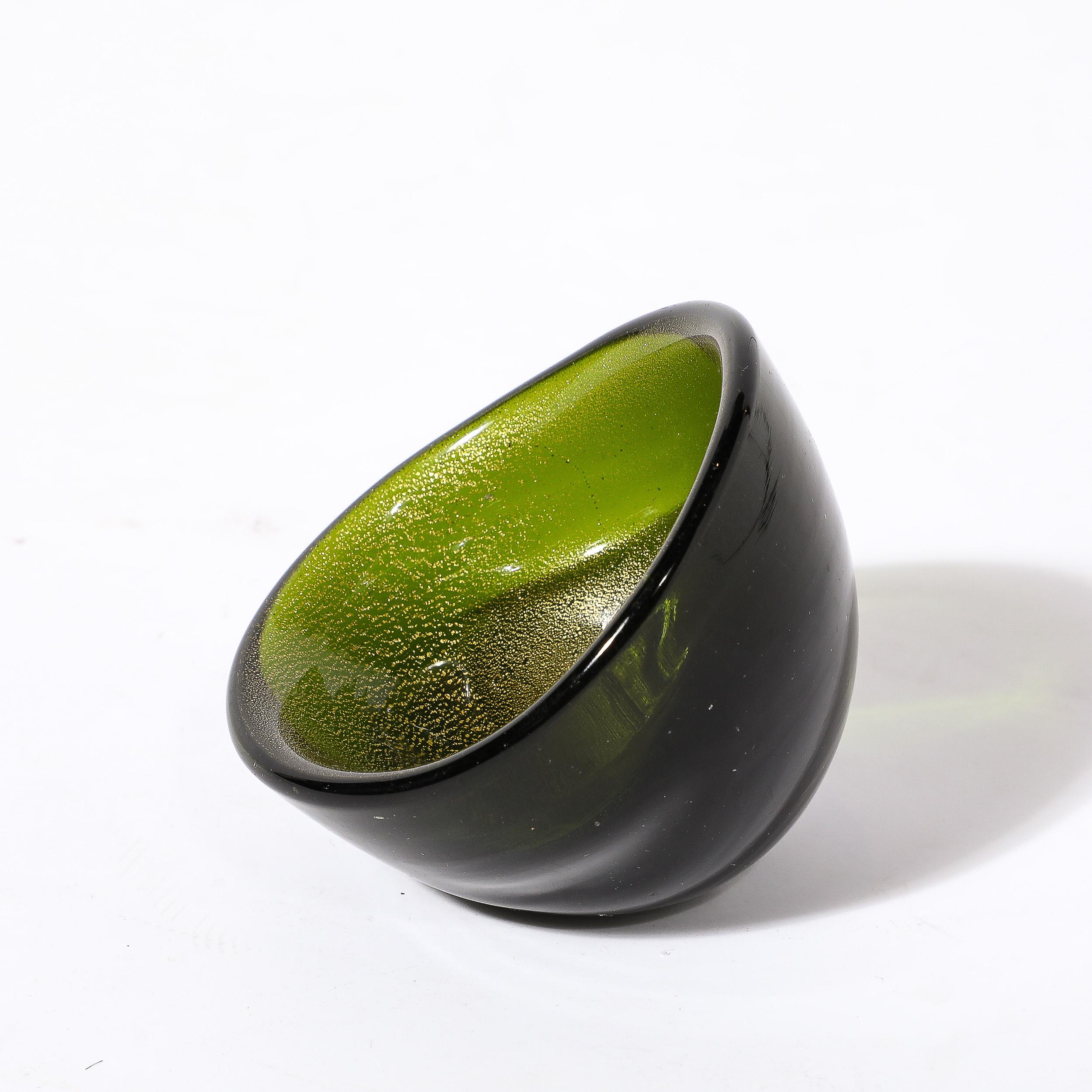 Italian Mid-Century Hand-Blown Murano Glass Peridot  24K Gold Fleck Bowl w/ Faceted Base For Sale