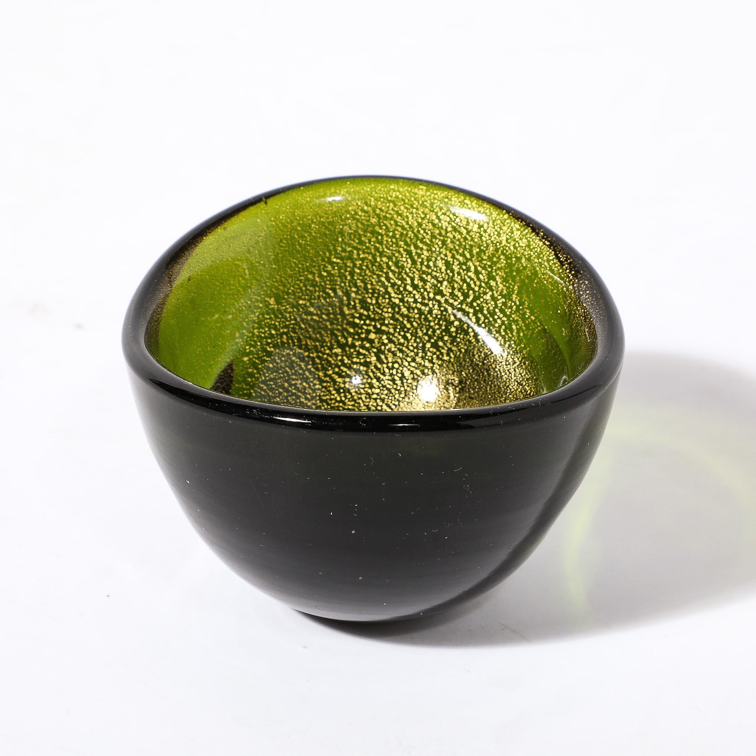 Mid-20th Century Mid-Century Hand-Blown Murano Glass Peridot  24K Gold Fleck Bowl w/ Faceted Base For Sale