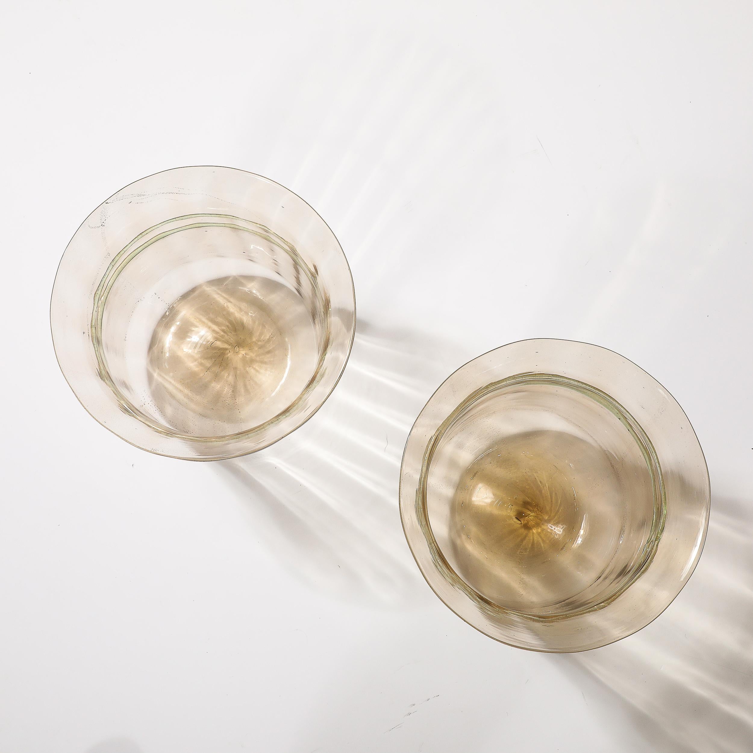 Cubiteras de mediados de siglo de cristal de Murano soplado a mano en ámbar ahumado y oro de 24 quilates fleck en venta 1