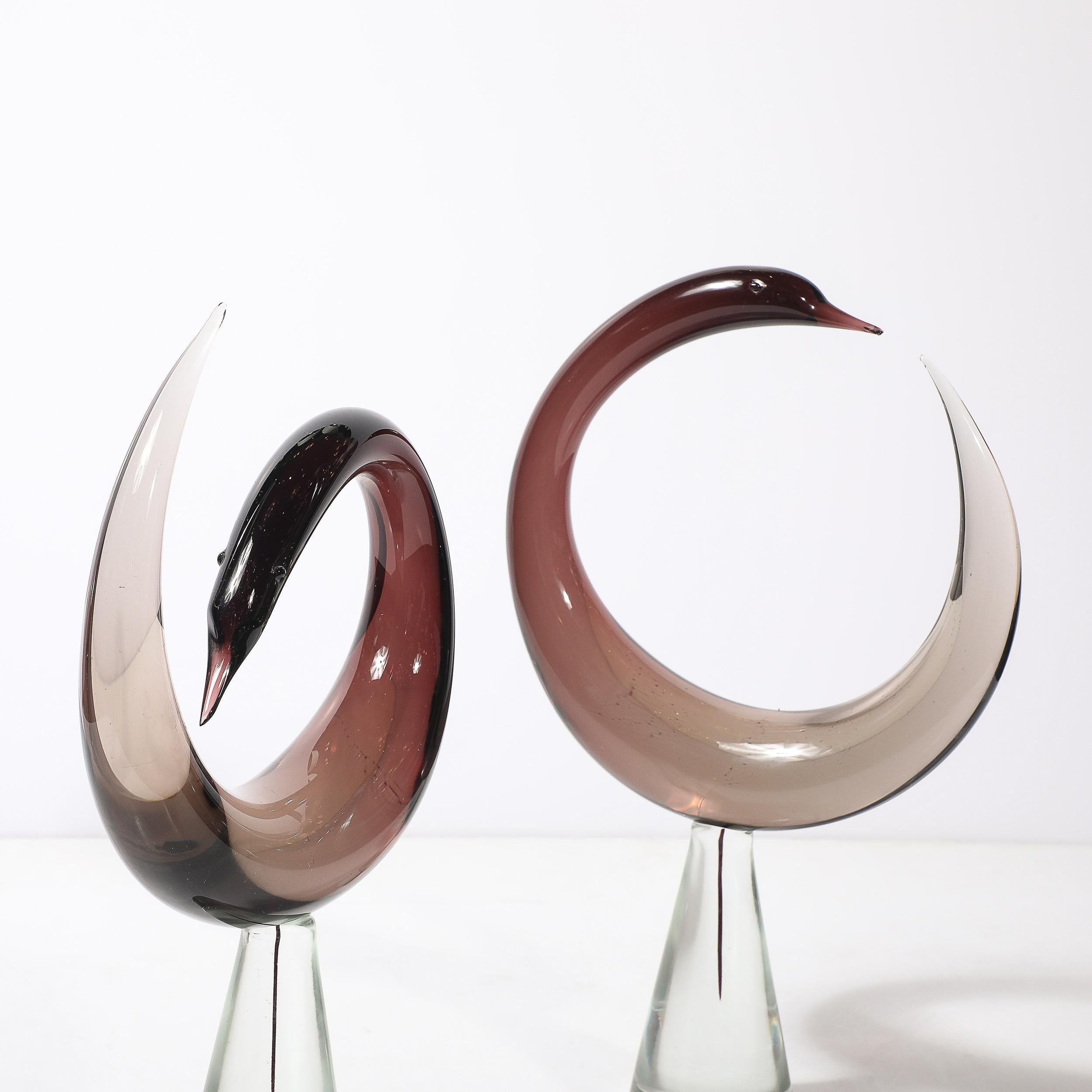 Mid-Century Hand-Blown Spiraled Murano Glass Bird Sculptures signed Salviati In Excellent Condition For Sale In New York, NY