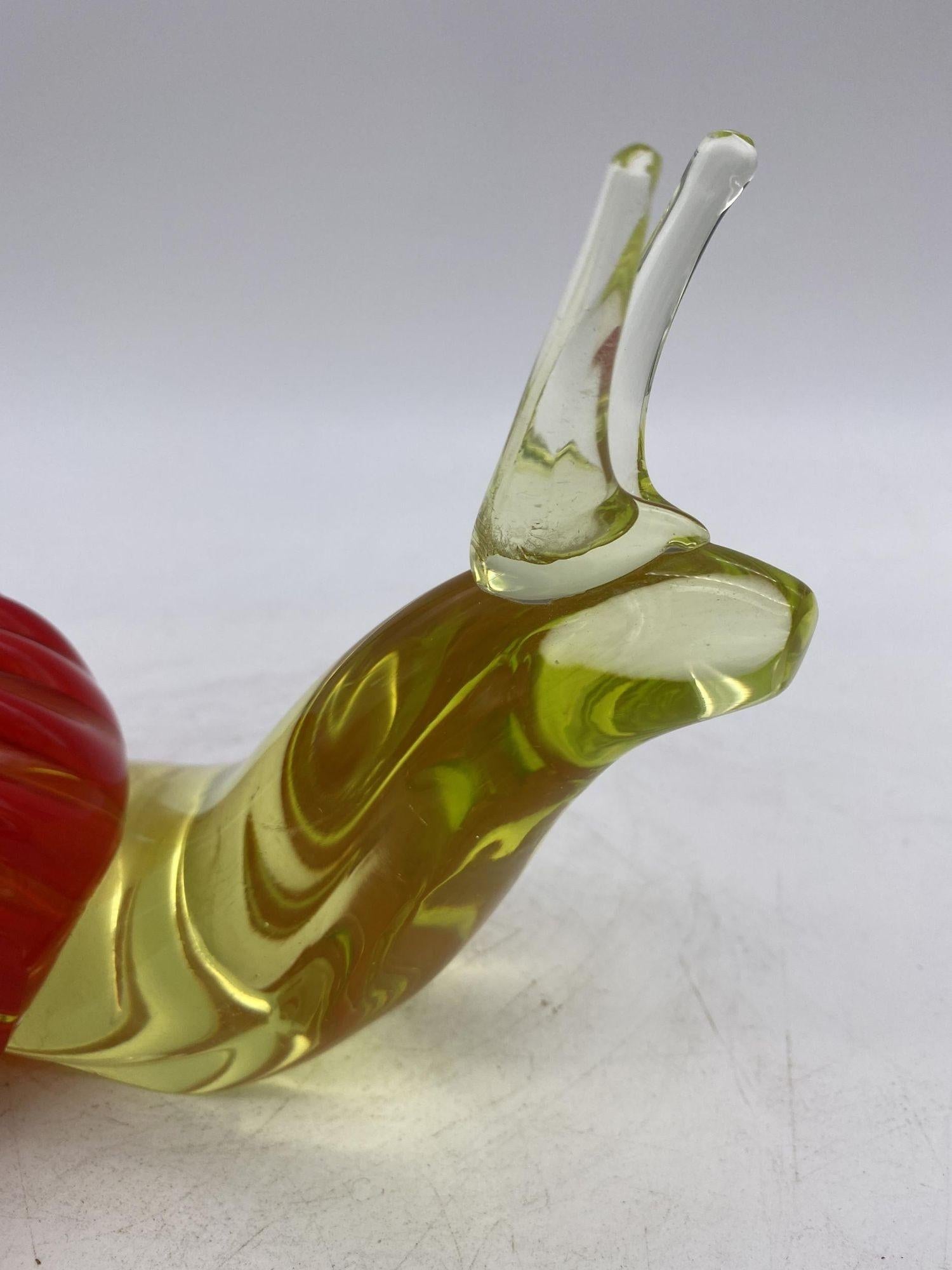 Italian Large Mid Century Hand Blown Two-Tone Murano Art Glass Snail For Sale