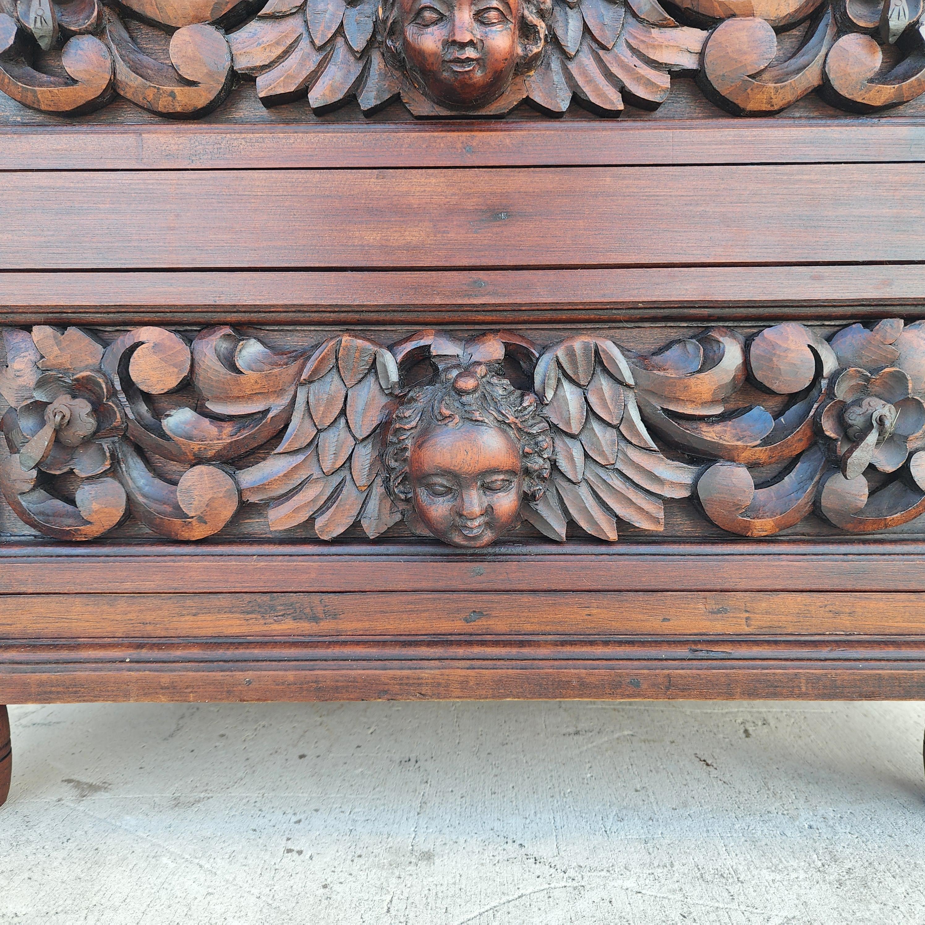 Mid Century Hand Carved Baroque Angels Nightstand Side Table For Sale 1