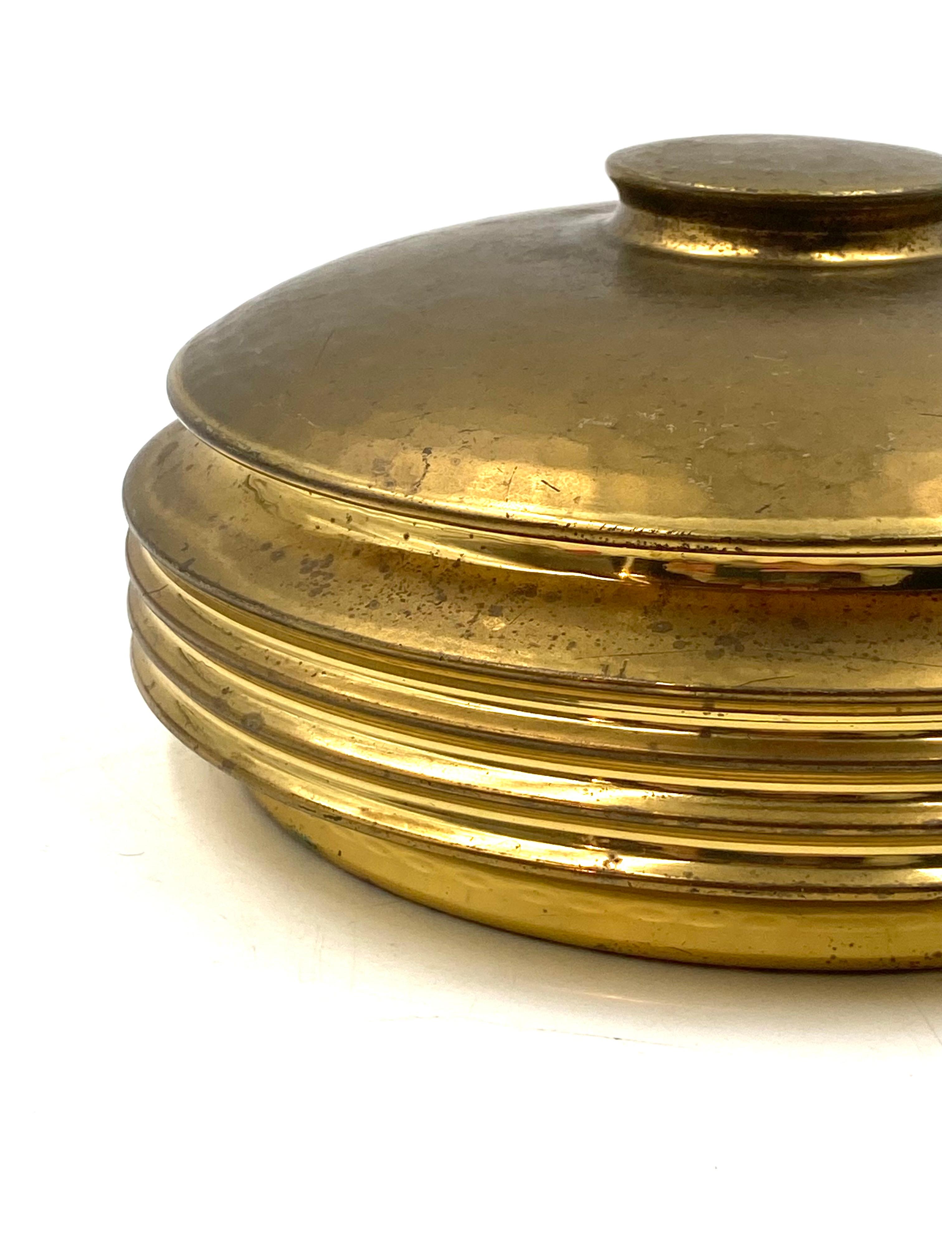 Mid-century  hand-hammered brass box, Zanetto Padova Italy 1970s For Sale 1