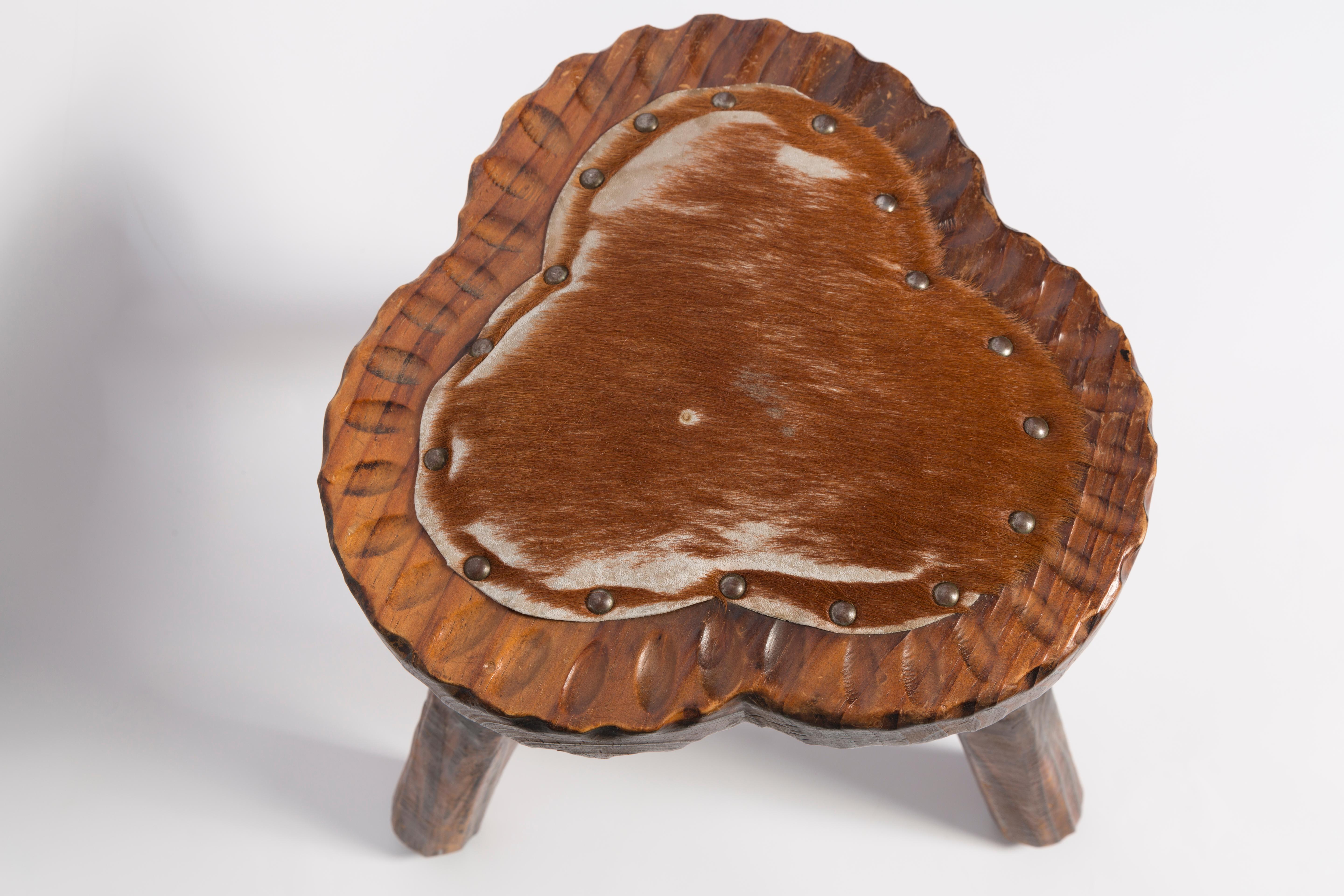 Mid Century Hand Made Vintage Stool, Wood and Cow Fur, France, 1960 For Sale 1