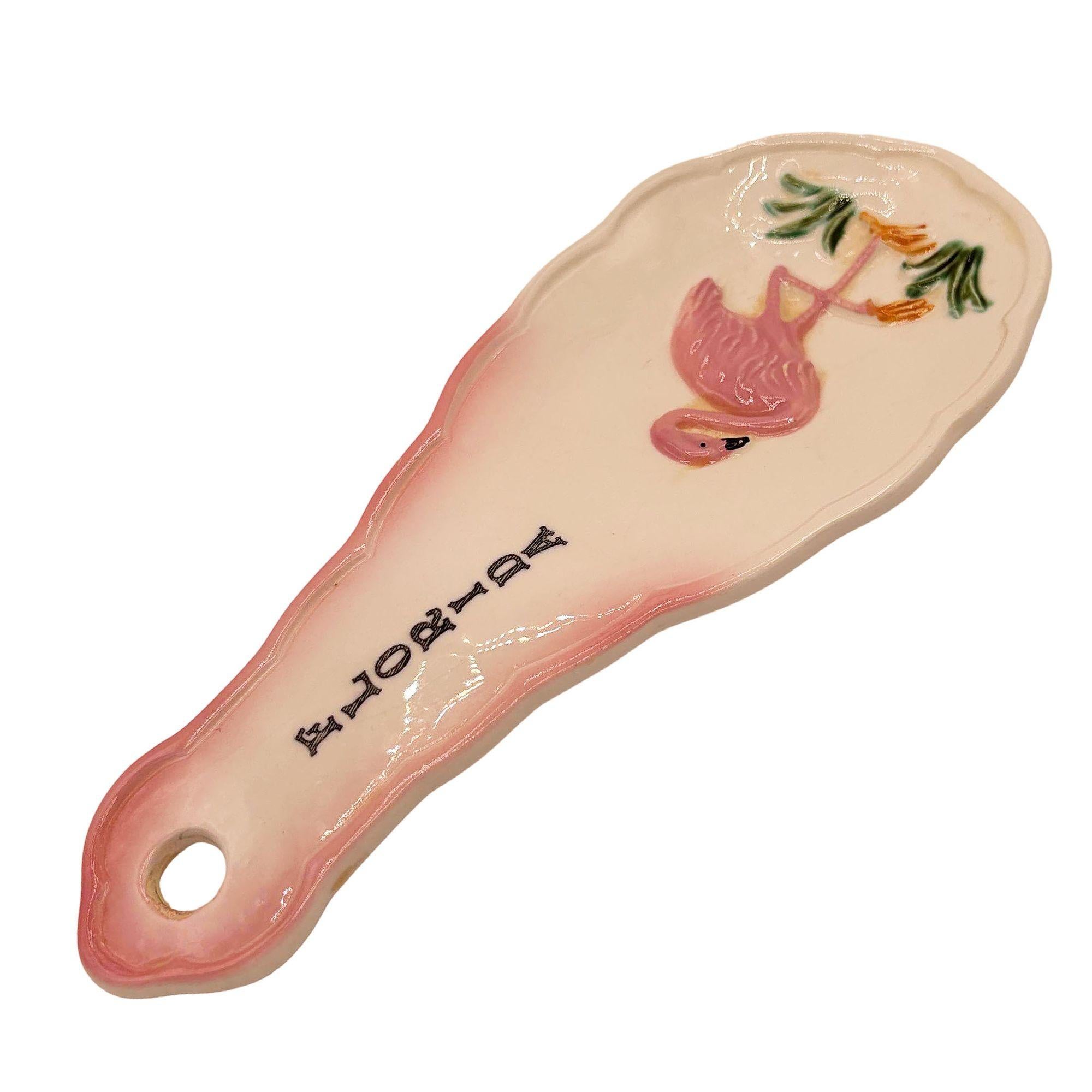 Mid-Century Modern Repose-cuillère du milieu du siècle peint à la main en 3d Flamingo Florida Tropical Beach Themed en vente