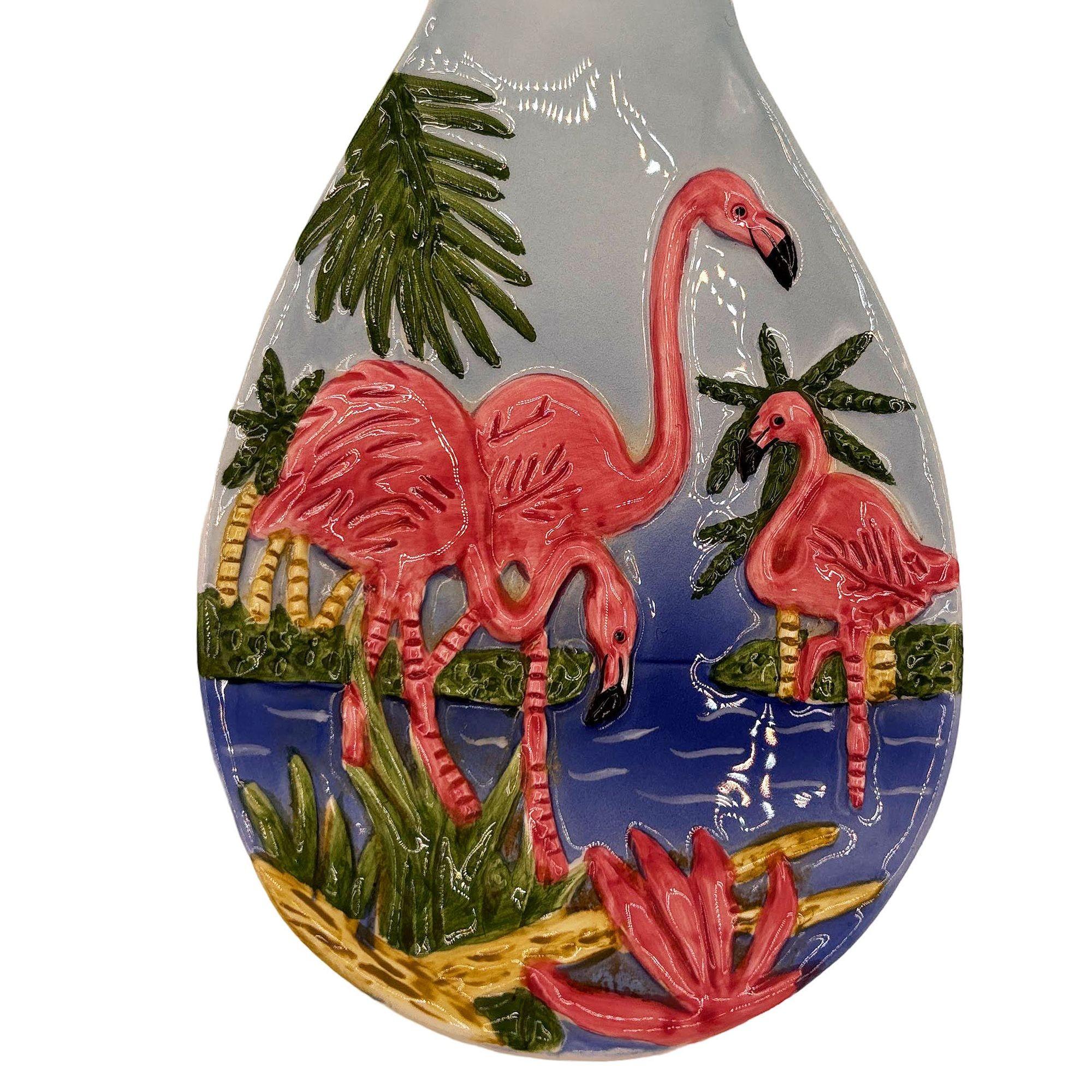 Mid-century Hand Painted 3d Flamingo on a Tropical Beach Themed Spoon Rest Excellent état - En vente à Van Nuys, CA