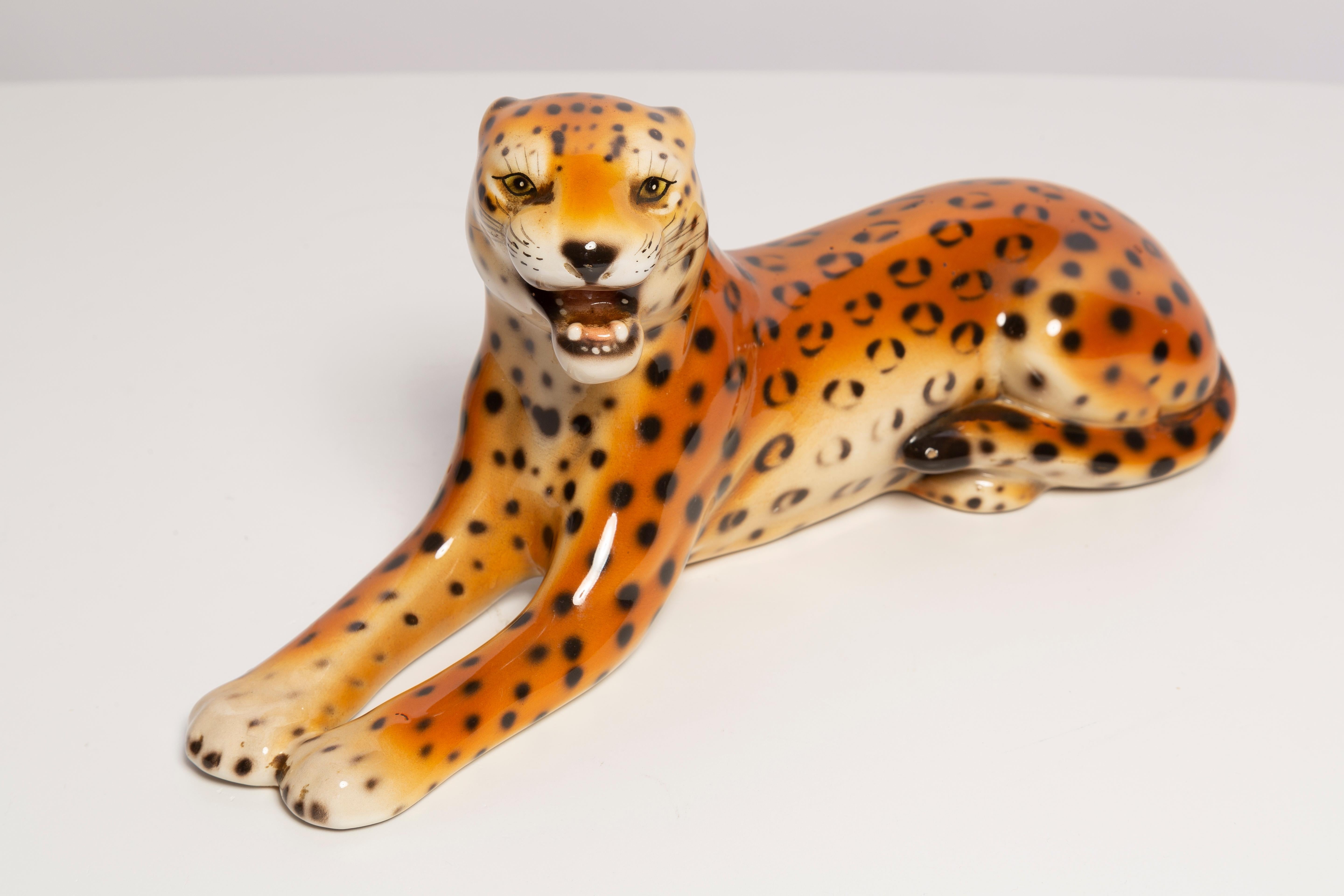 ceramic leopard statue