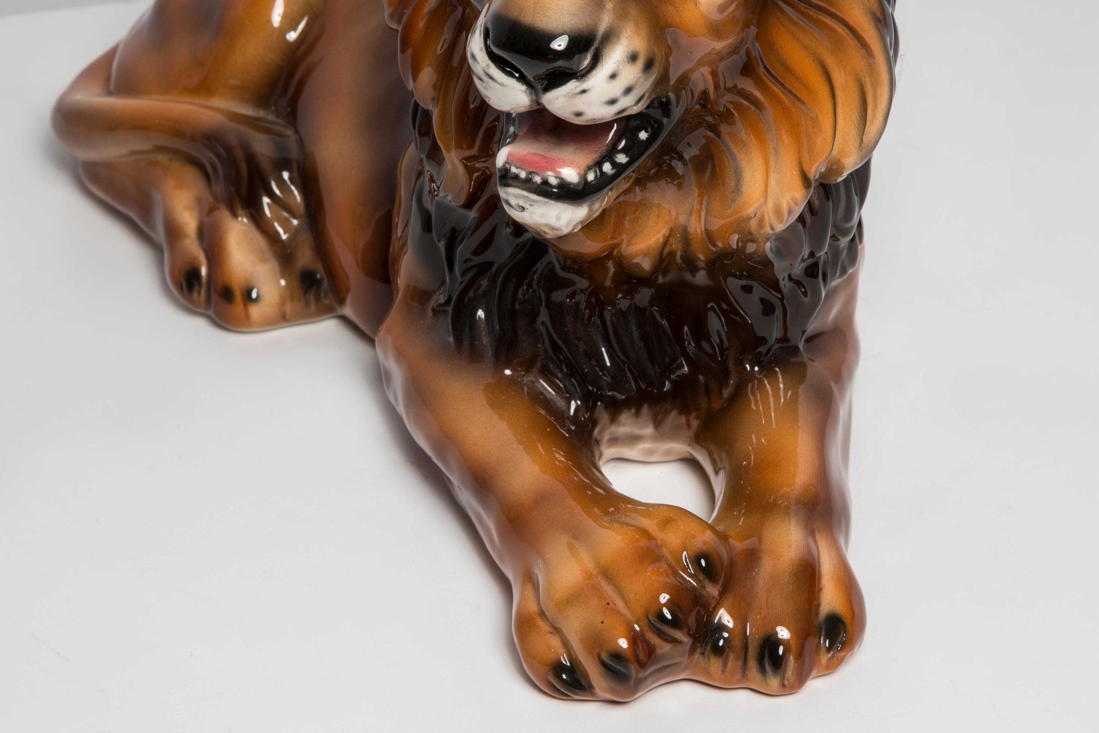 Handbemalte Löwenskulptur aus Keramik aus der Mitte des Jahrhunderts, Italien, 1960er Jahre im Angebot 3
