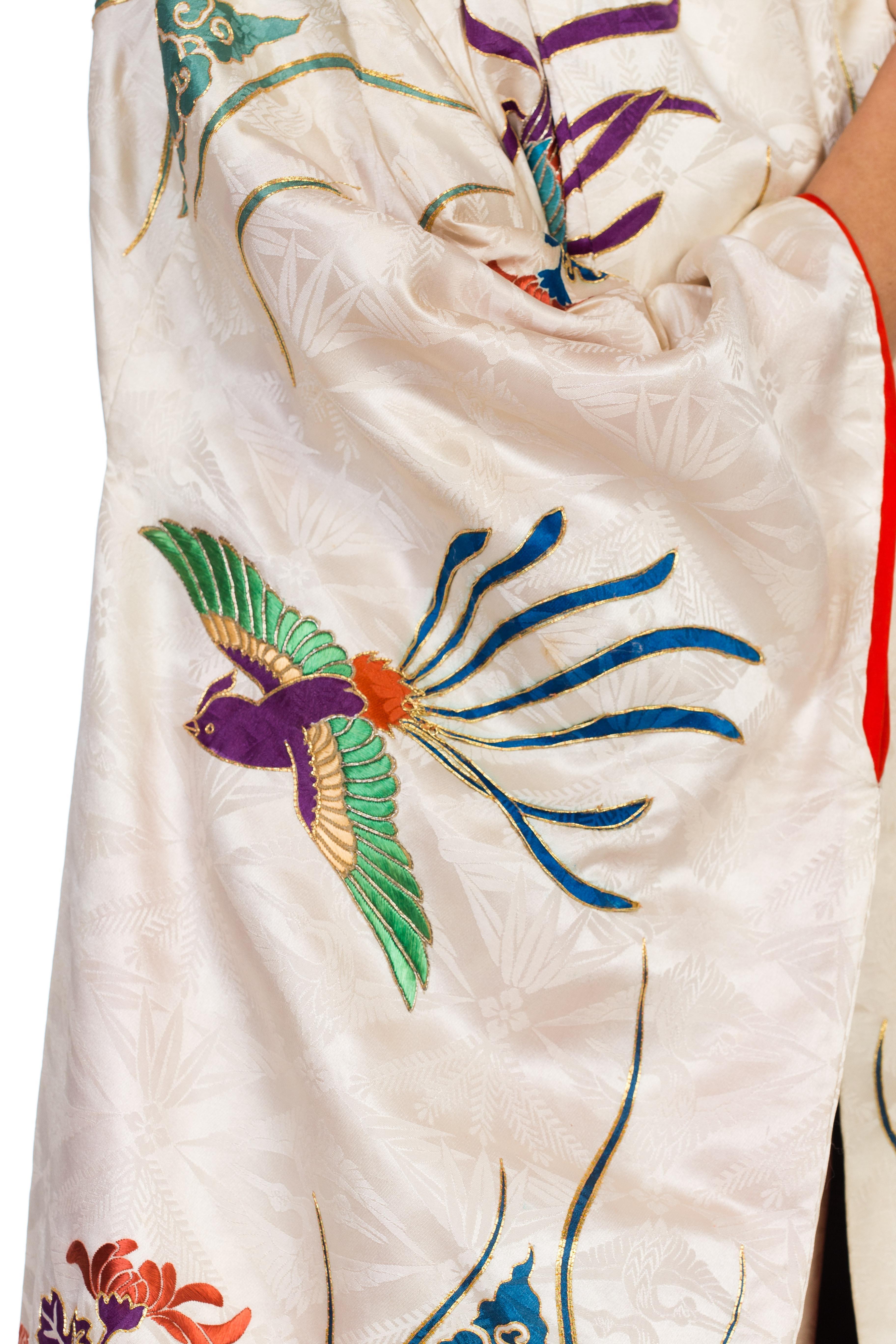 Gold 1960S Cream Multi  Silk Mid-Century Hand Painted & Embroidered Japanese Bird Pr For Sale