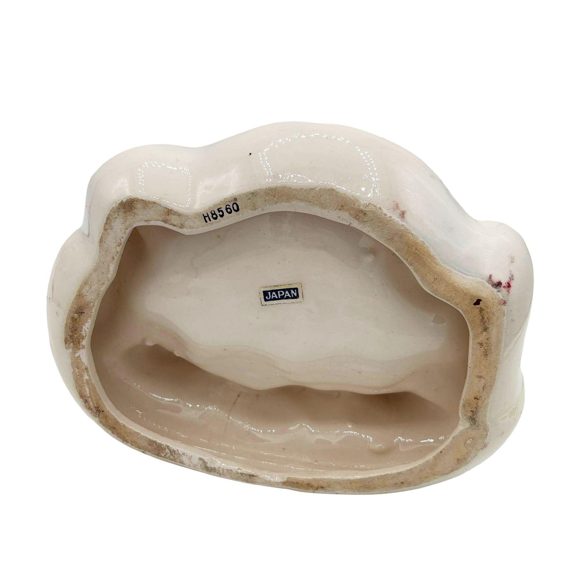 Mitte des Jahrhunderts Hand gemalt rosa Flamingo Paar in Pfund Keramik Scenic Sculpture im Angebot 1