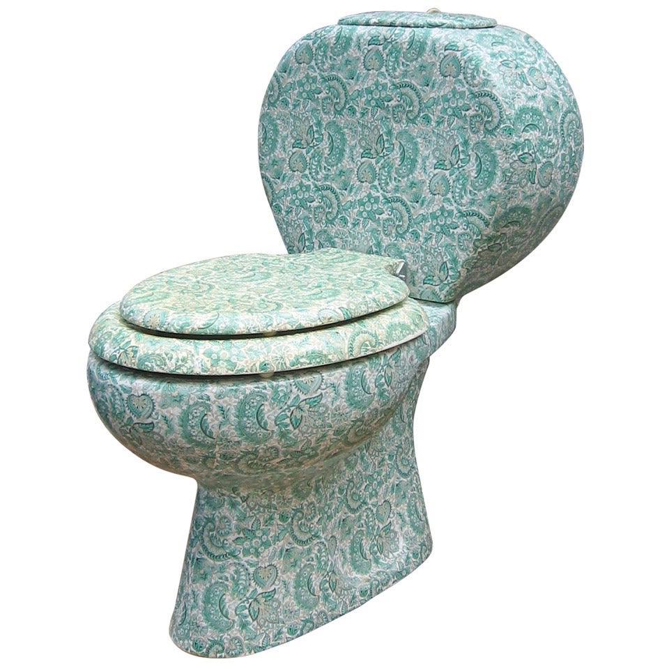 Midcentury hand painted Richard Ginori porcelain commode, toilet, water closet. Fabulous custom green paisley hand painted porcelain, 1960s, made in Italy. Measures: 18
