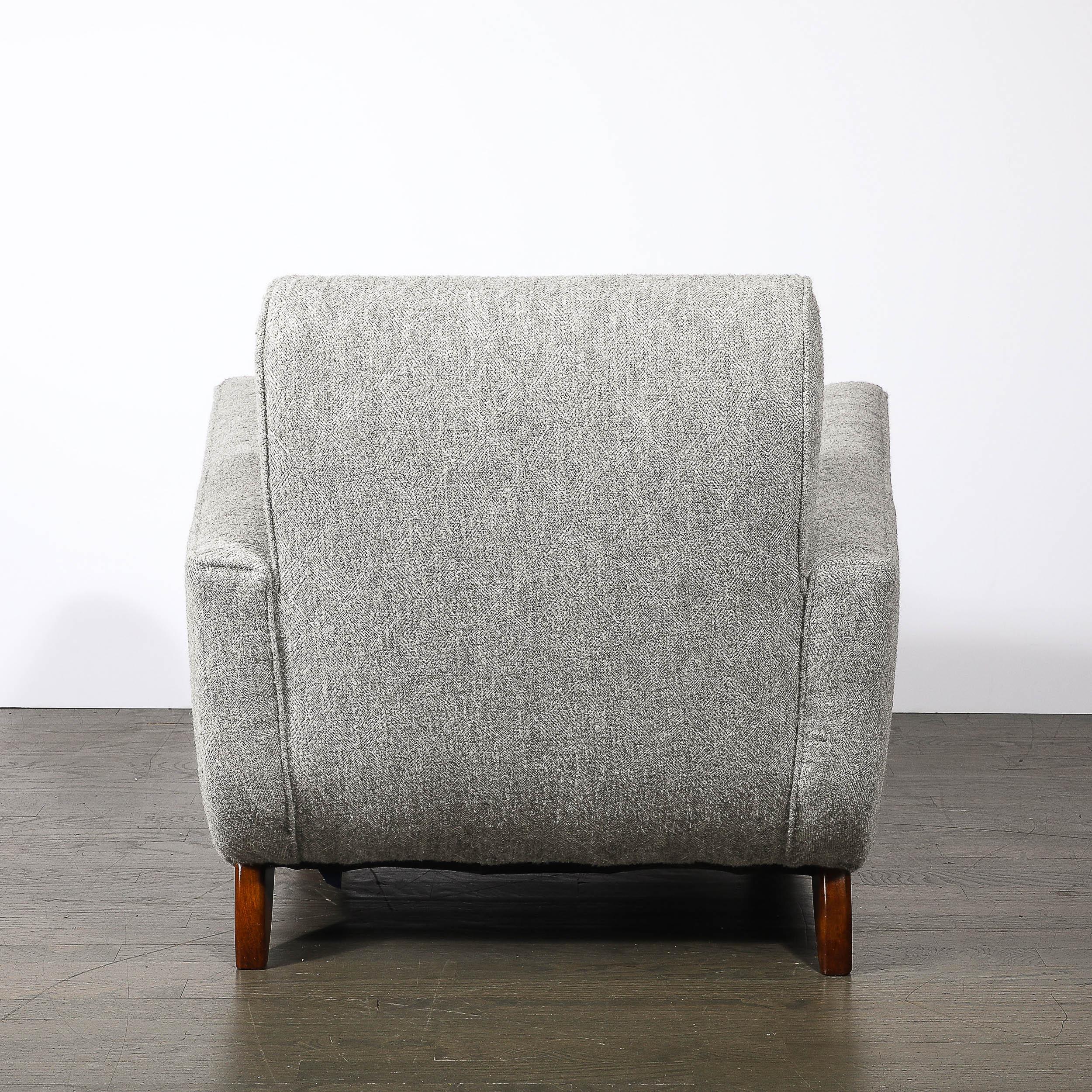 Poltrone Club di metà secolo in noce strofinato a mano e mohair Geo Hunt di James Mont in vendita 5