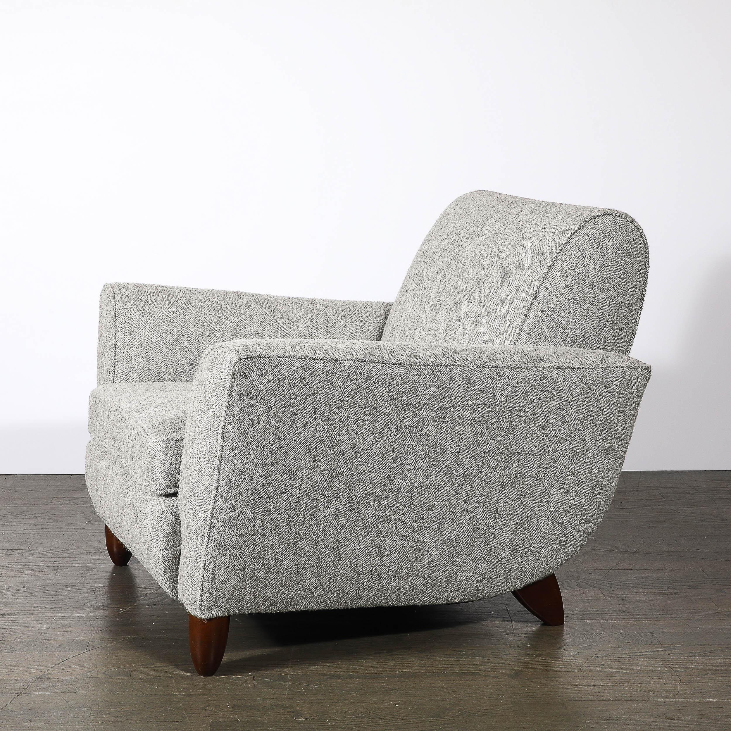 Mohair Poltrone Club di metà secolo in noce strofinato a mano e mohair Geo Hunt di James Mont in vendita